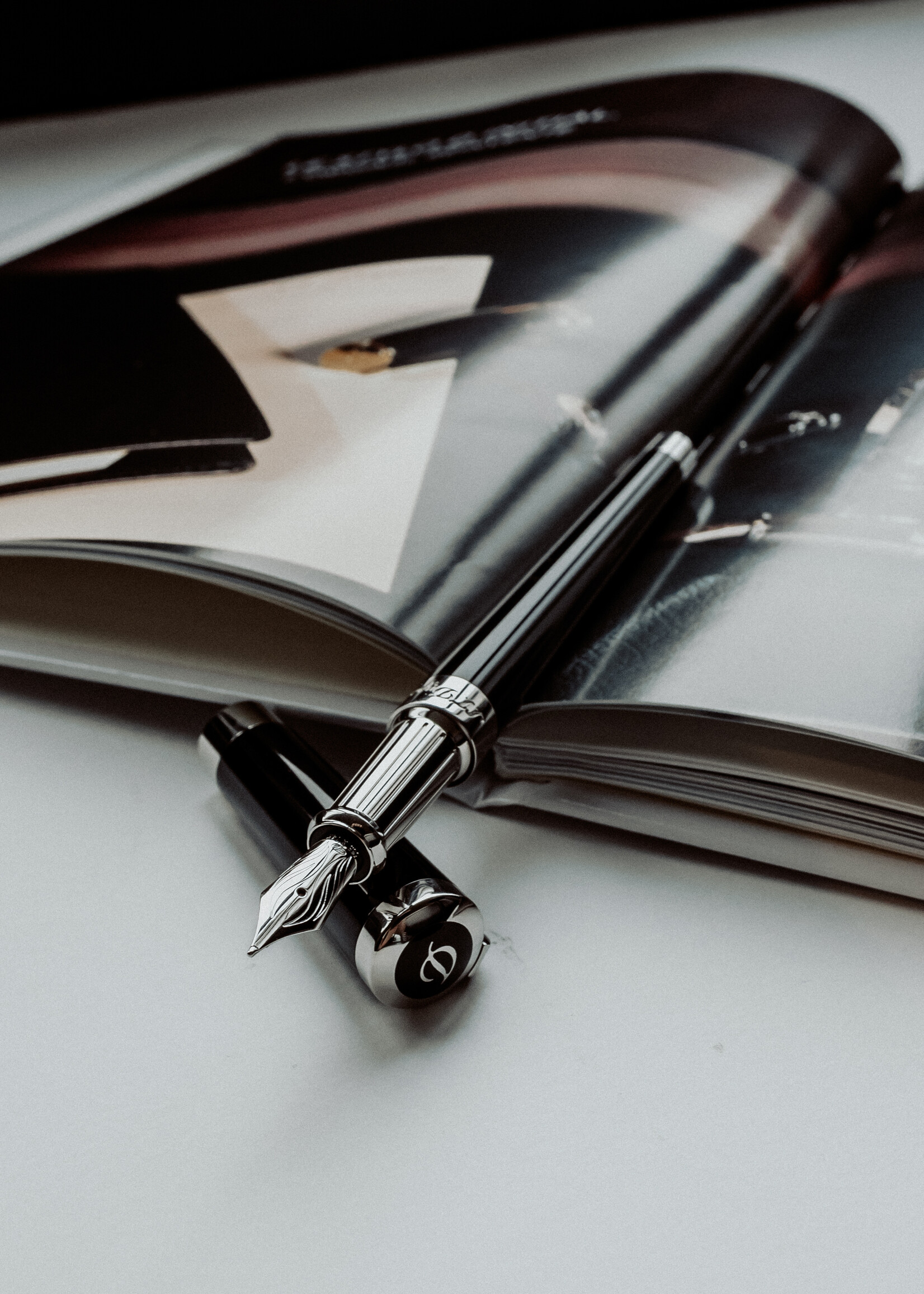 S.T. Dupont Liberté Black Vulpen M - Medium