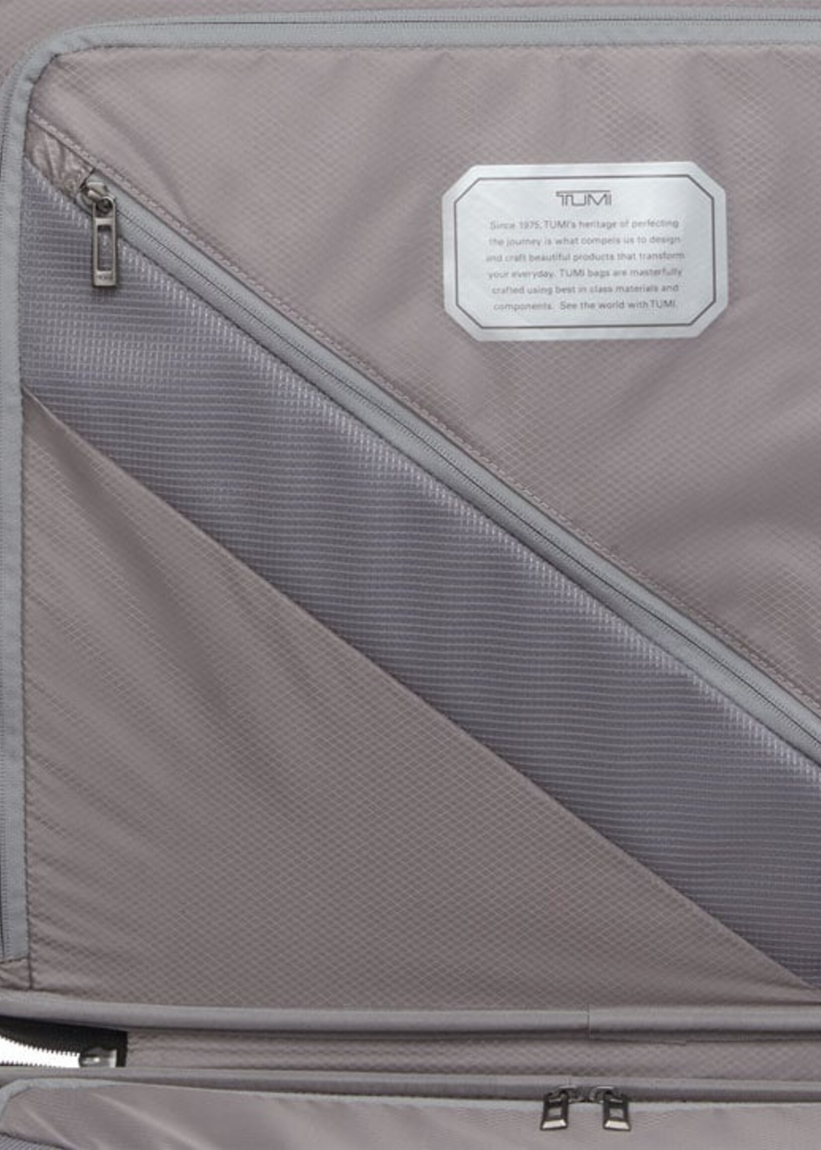 TUMI Koffer 19 Degree Lite Continental H55 x B40 x D23 cm 3kg
