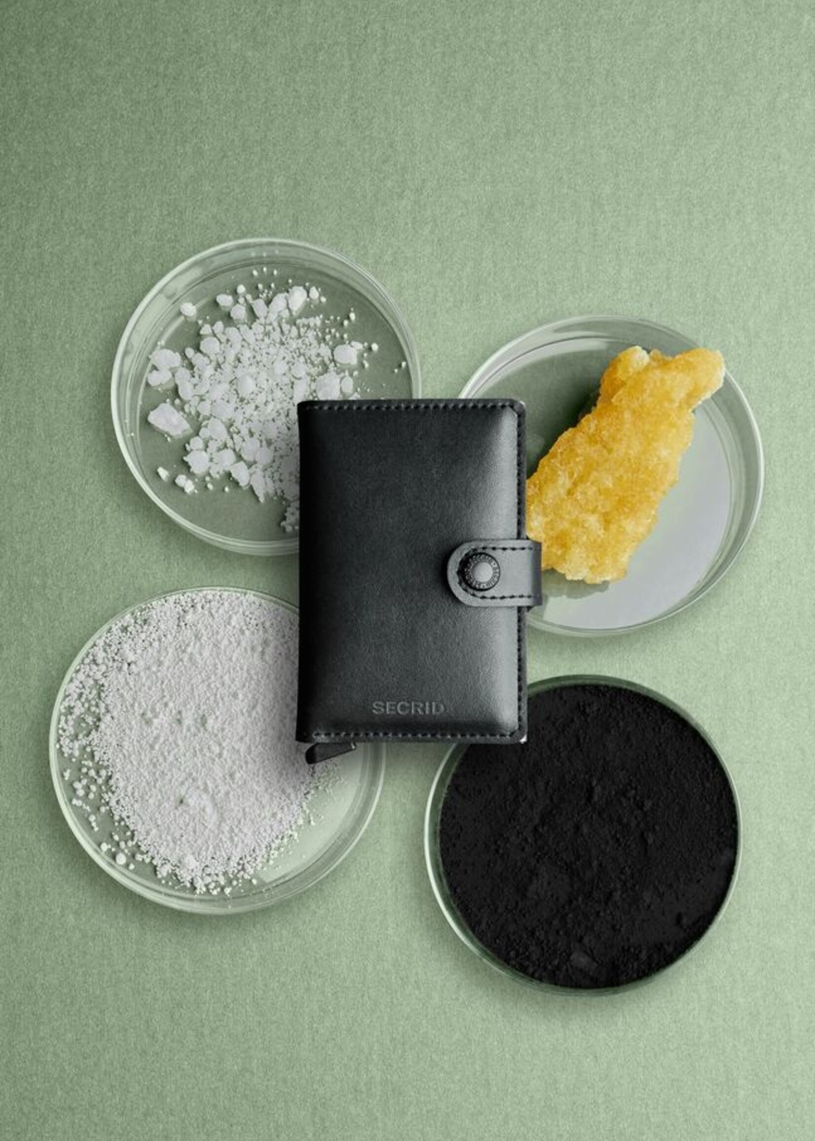 Secrid Mini Wallet Mirum Plant-Based Black