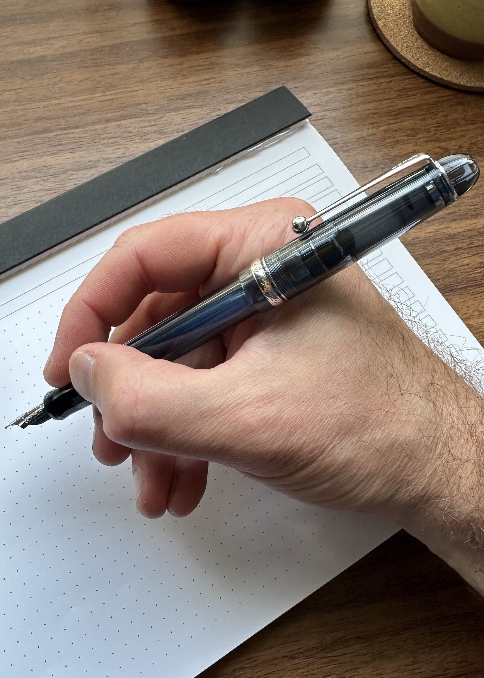 Custom 74 Black (Smoke) Vulpen 14K M-Medium