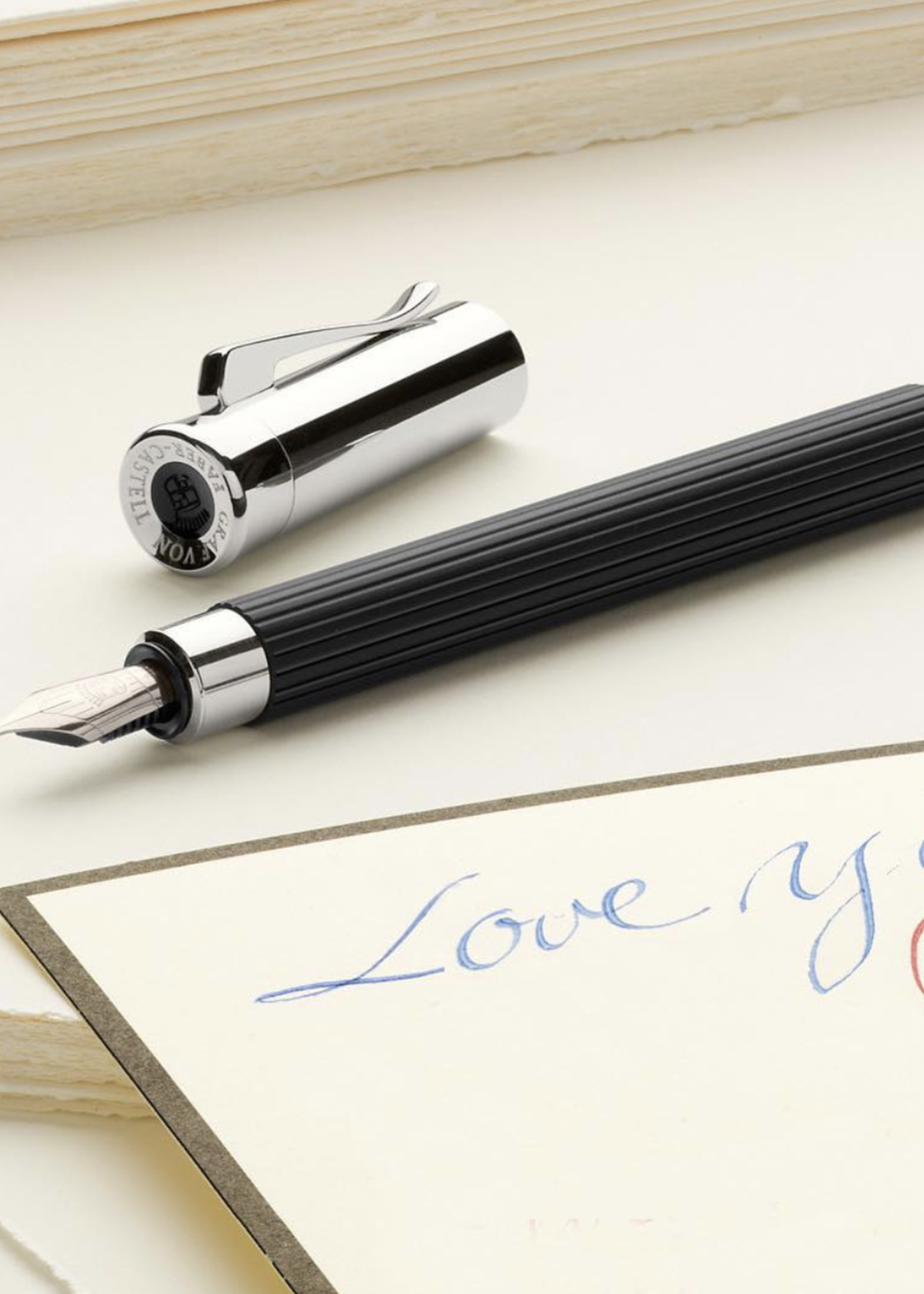 Graf von Faber-Castell Tamitio Black Vulpen Medium