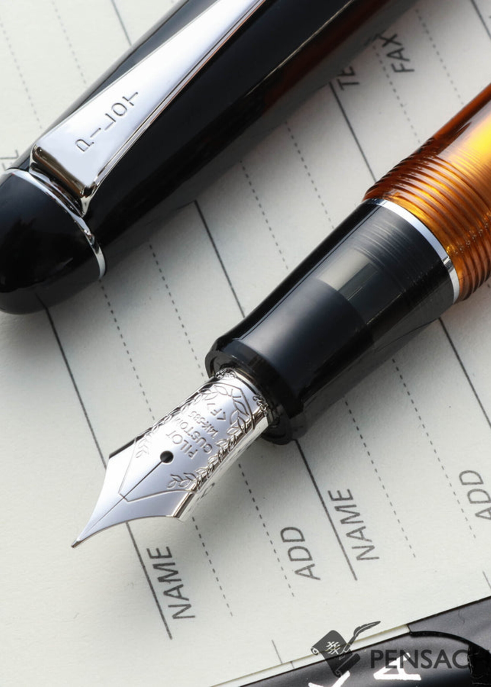 Pilot Custom 74 Oranje Vulpen 14K B-Breed