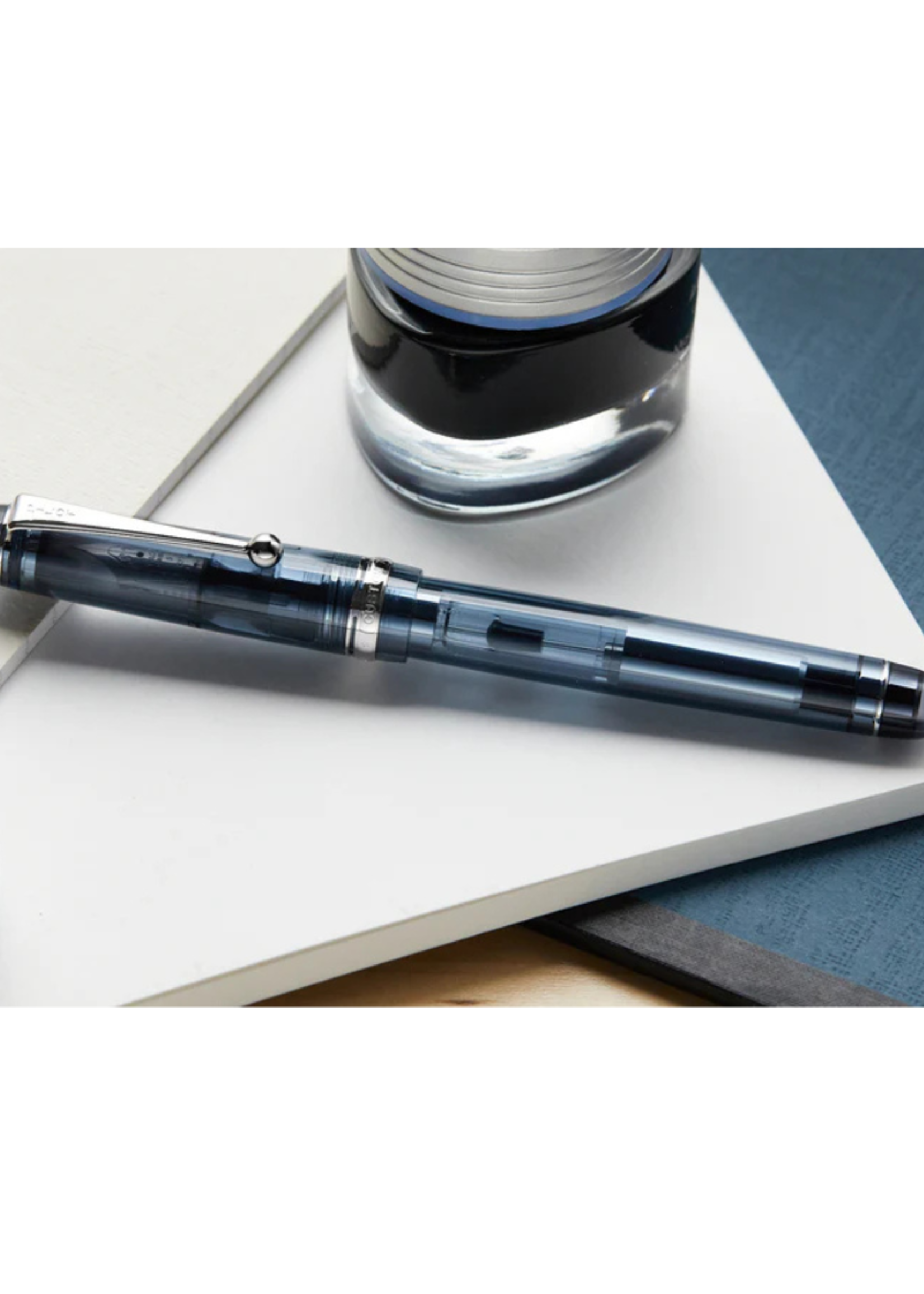 Custom 74 Midnightblue Vulpen 14k F-Fijn