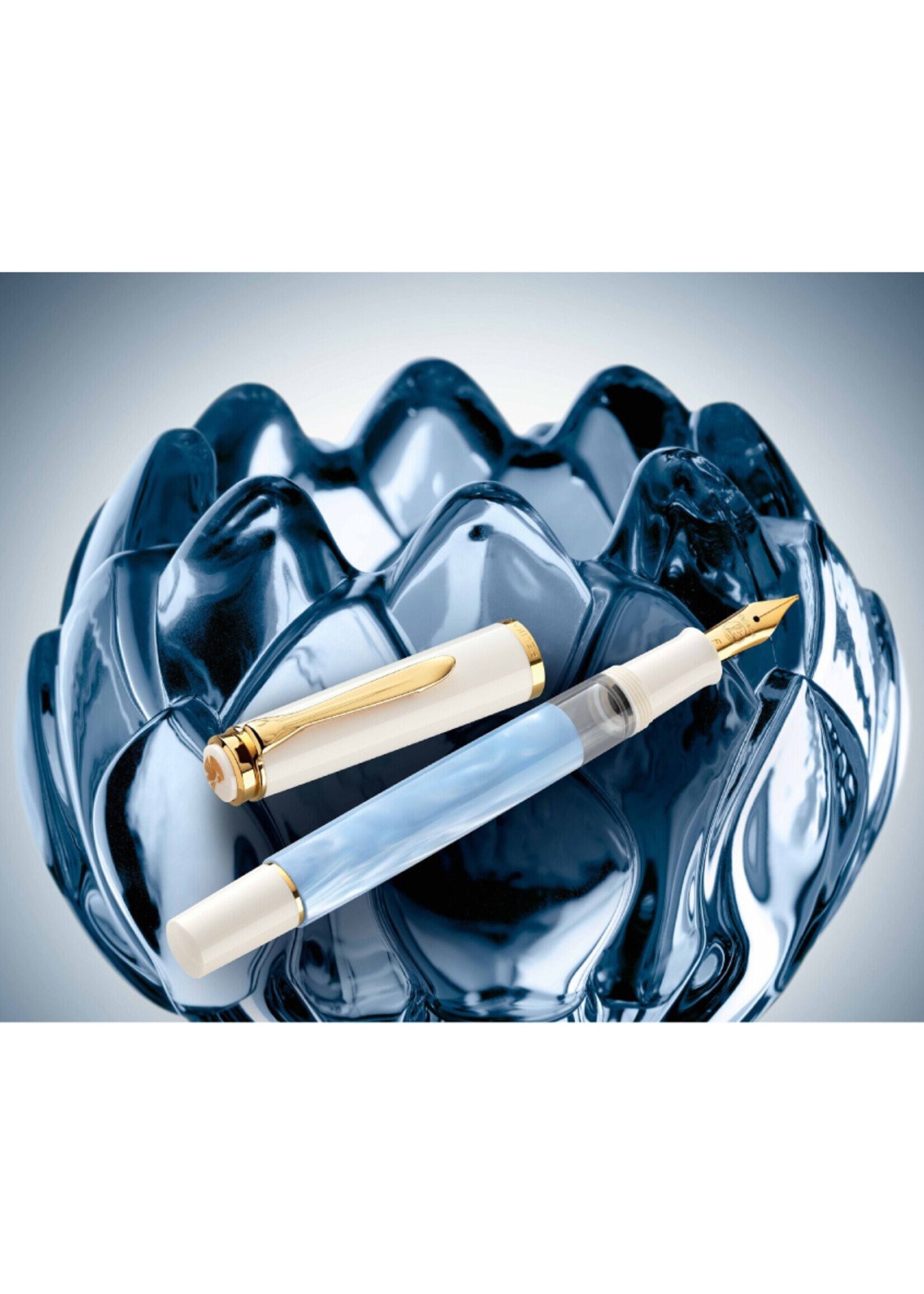 Pelikan Classic M200 Pastel Blauw Special Edition 2023 Vulpen Fijn
