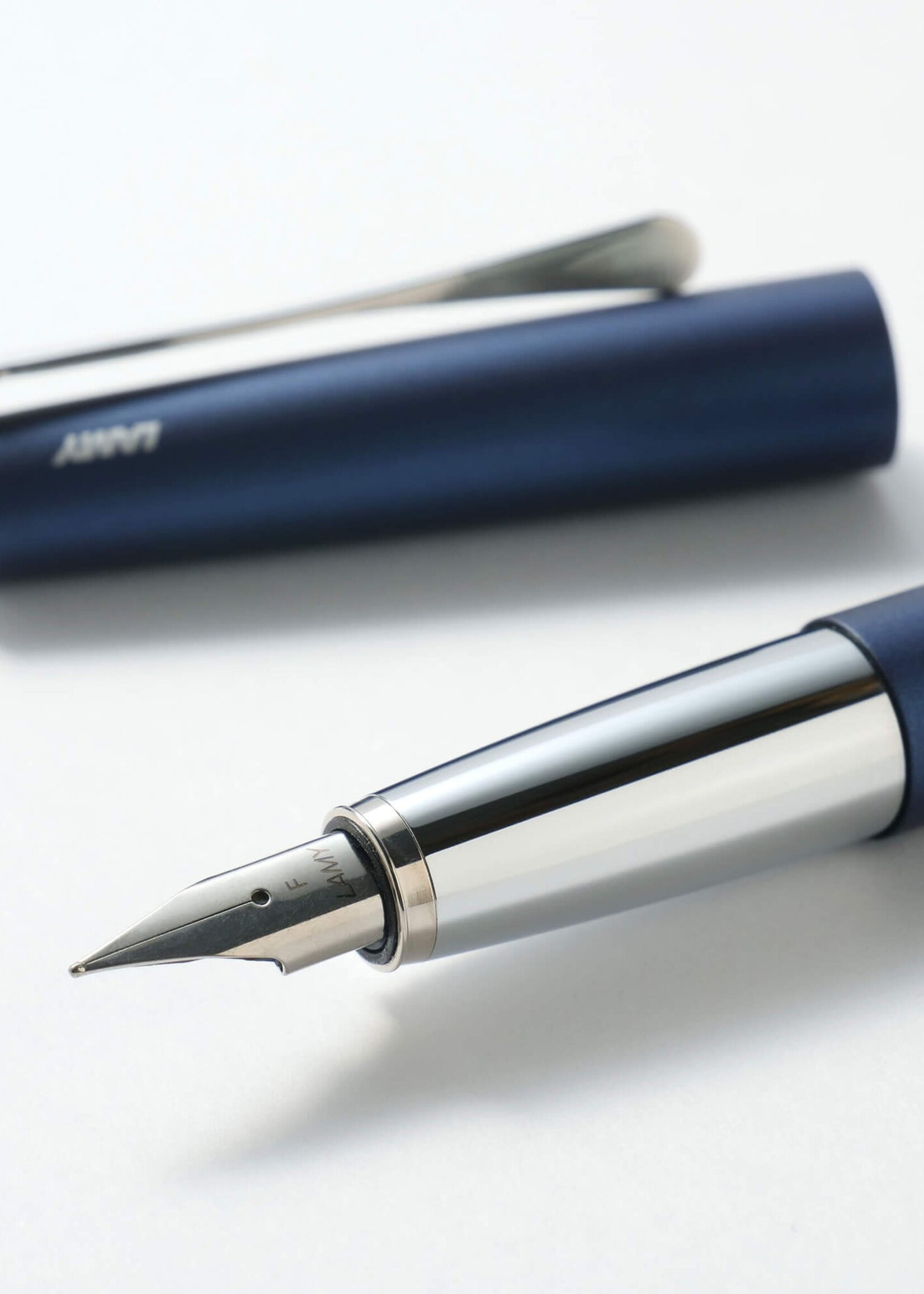 Lamy studio Imperial blue Vulpen