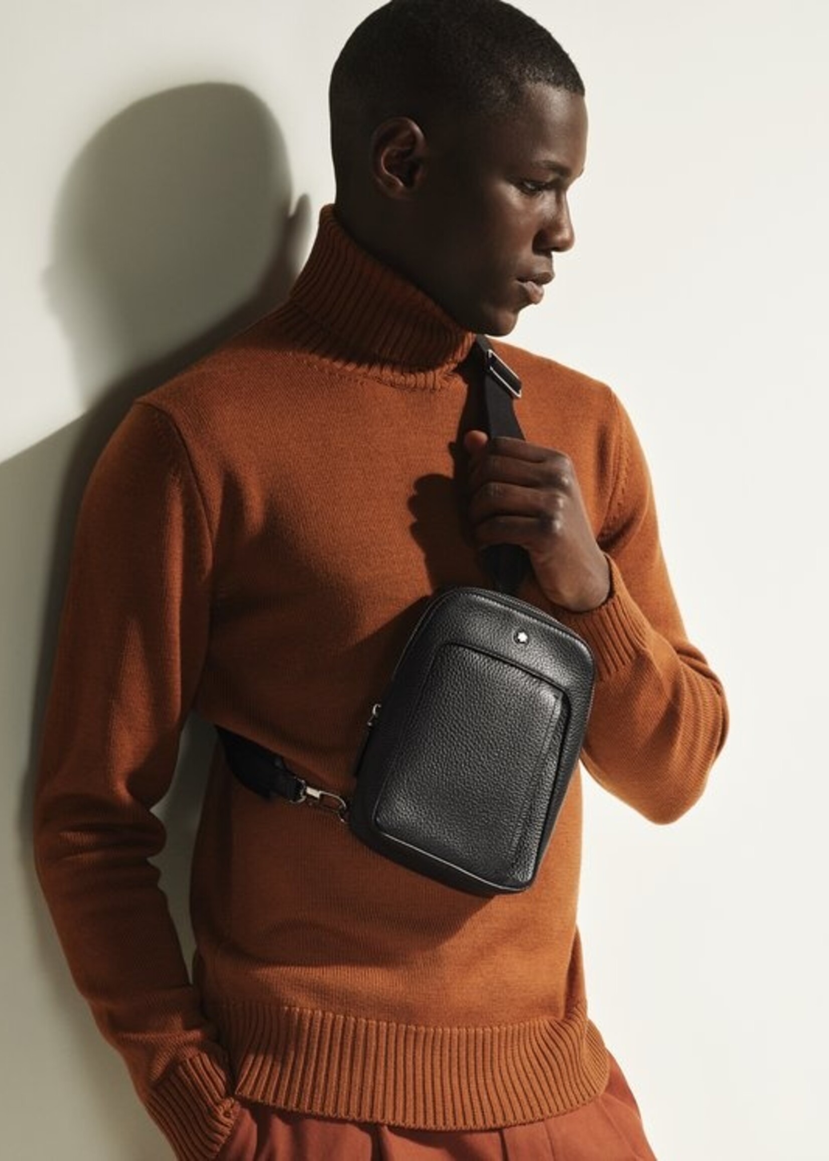 Montblanc Sling Soft Grain Black