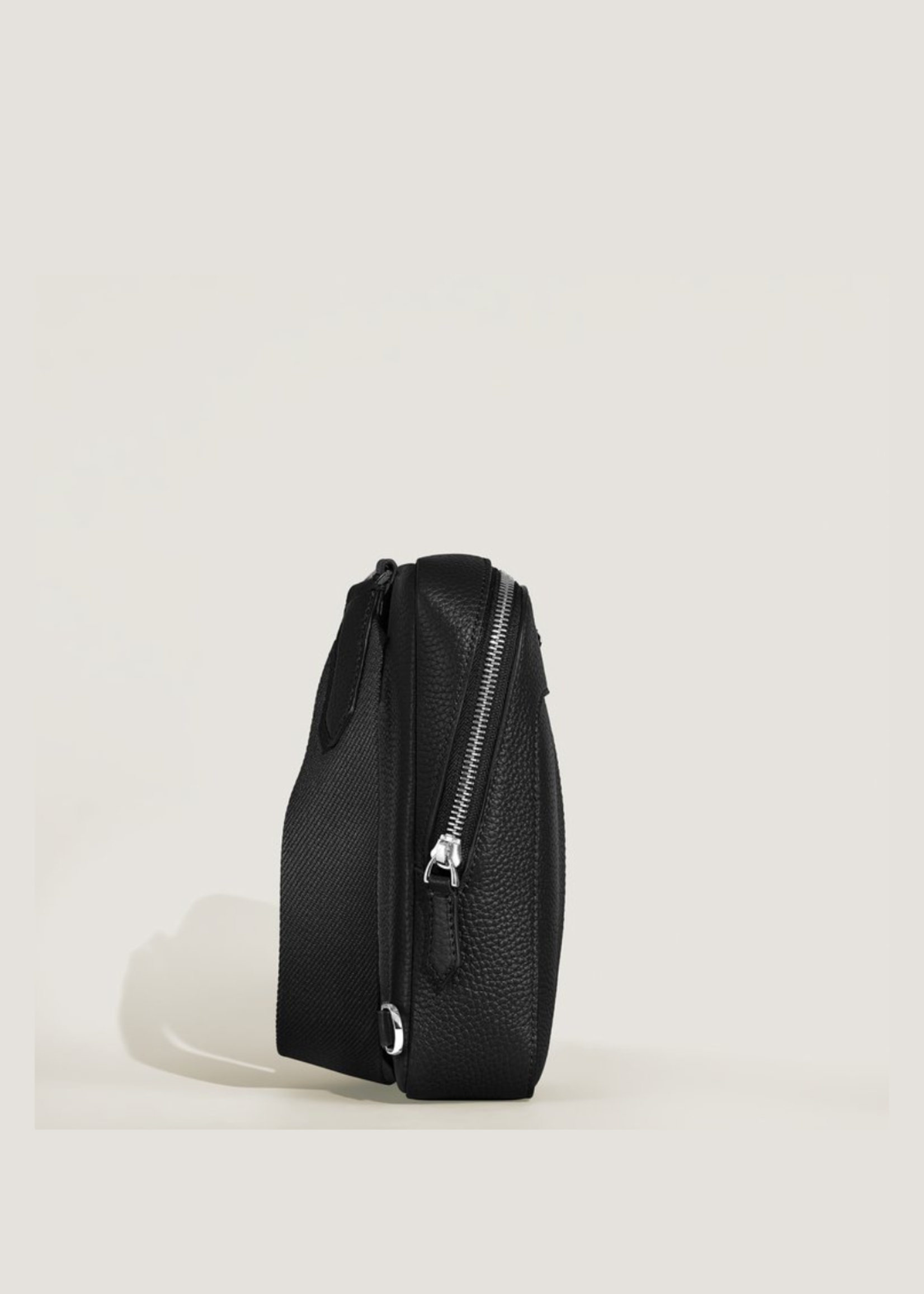Montblanc Sling Soft Grain Black
