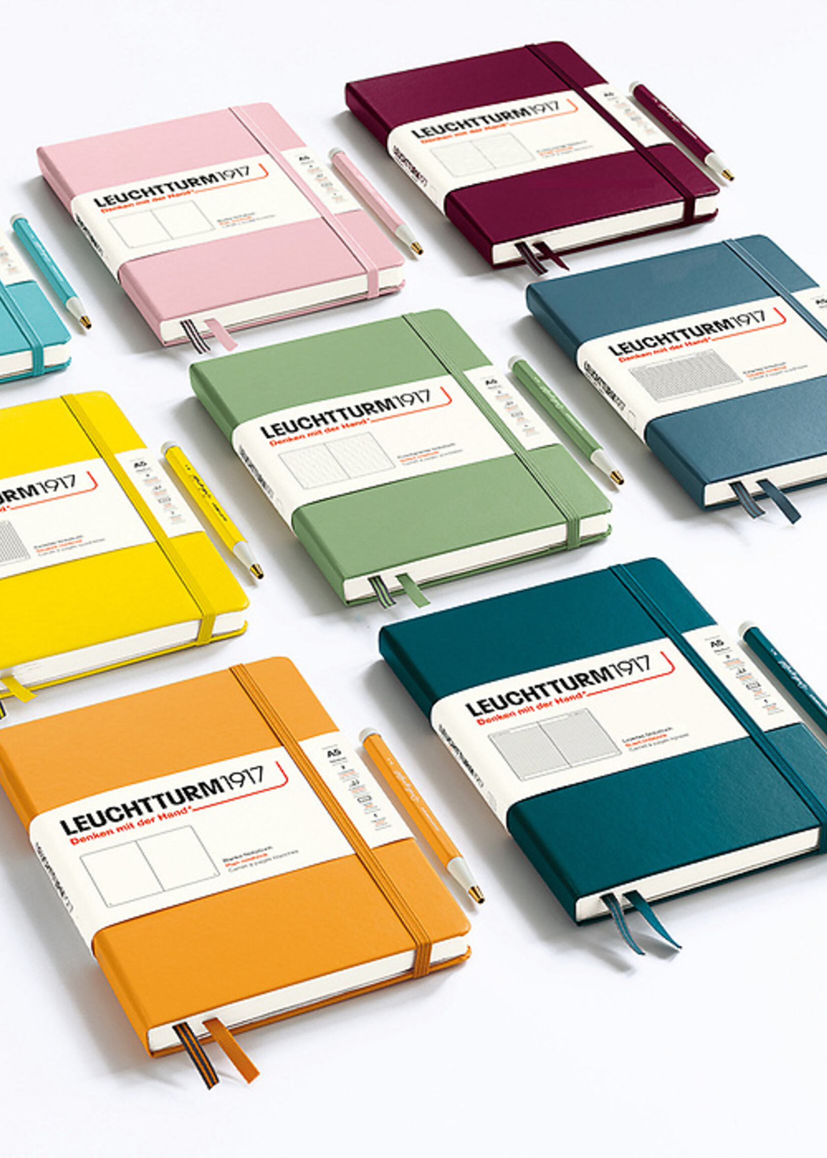 Leuchtturm1917 Notitieboek Hard Cover Master A4+ 235 pagina's Rising Sun Gelijnd