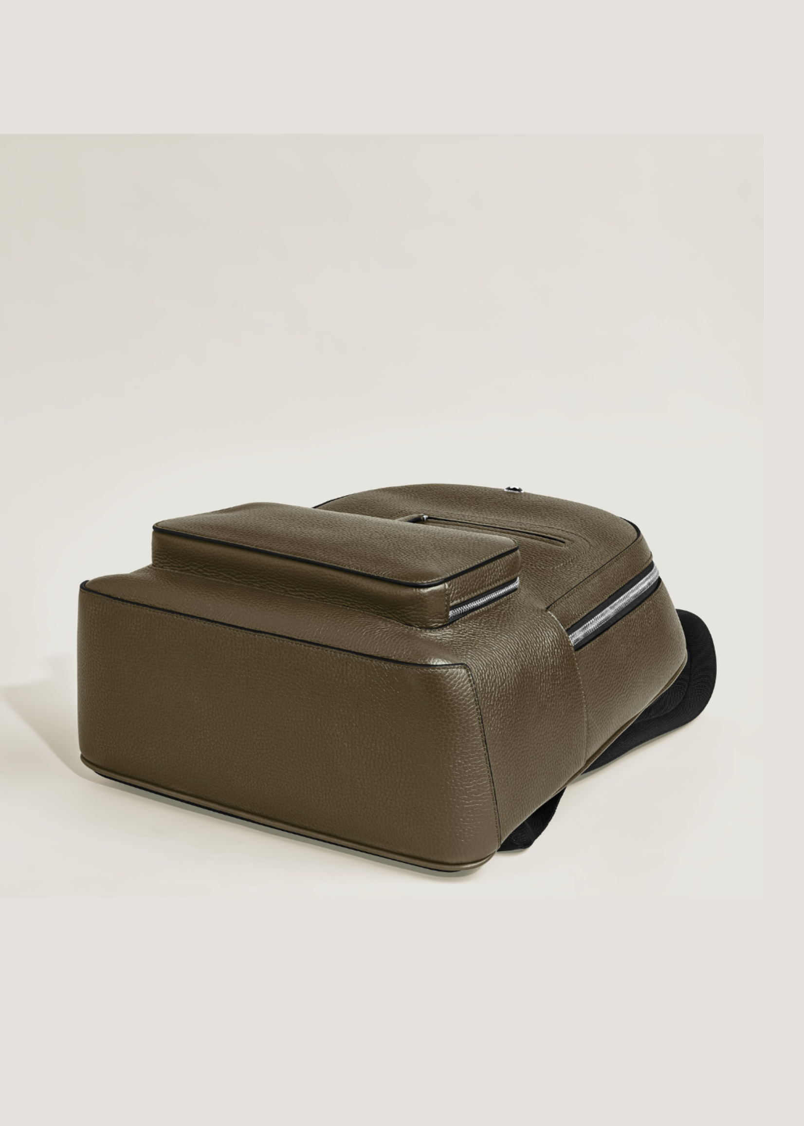 Montblanc Rugzak Soft Grain Medium 14" 3 compartimenten Khaki