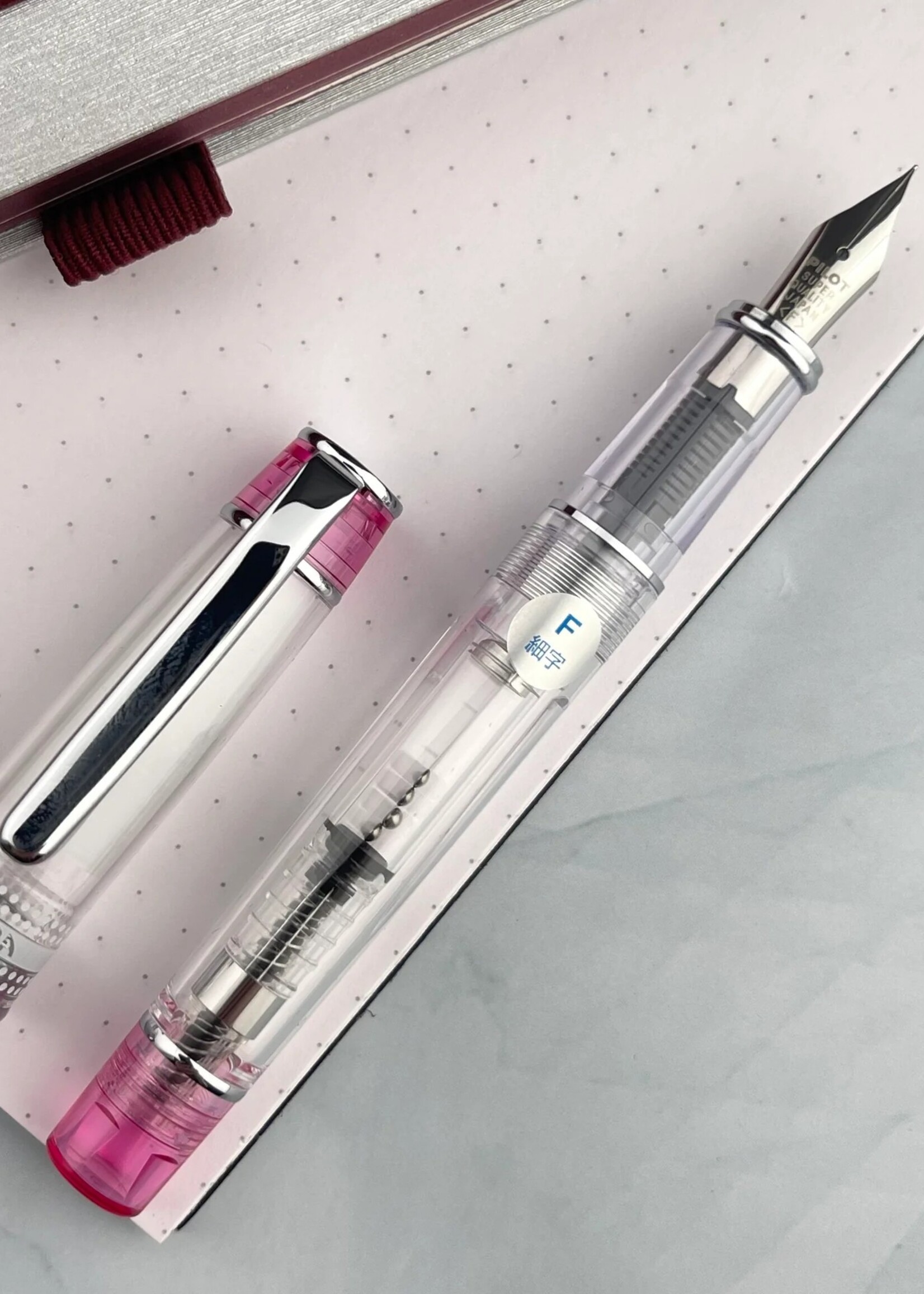 Prera Transparant Pink Vulpen Medium