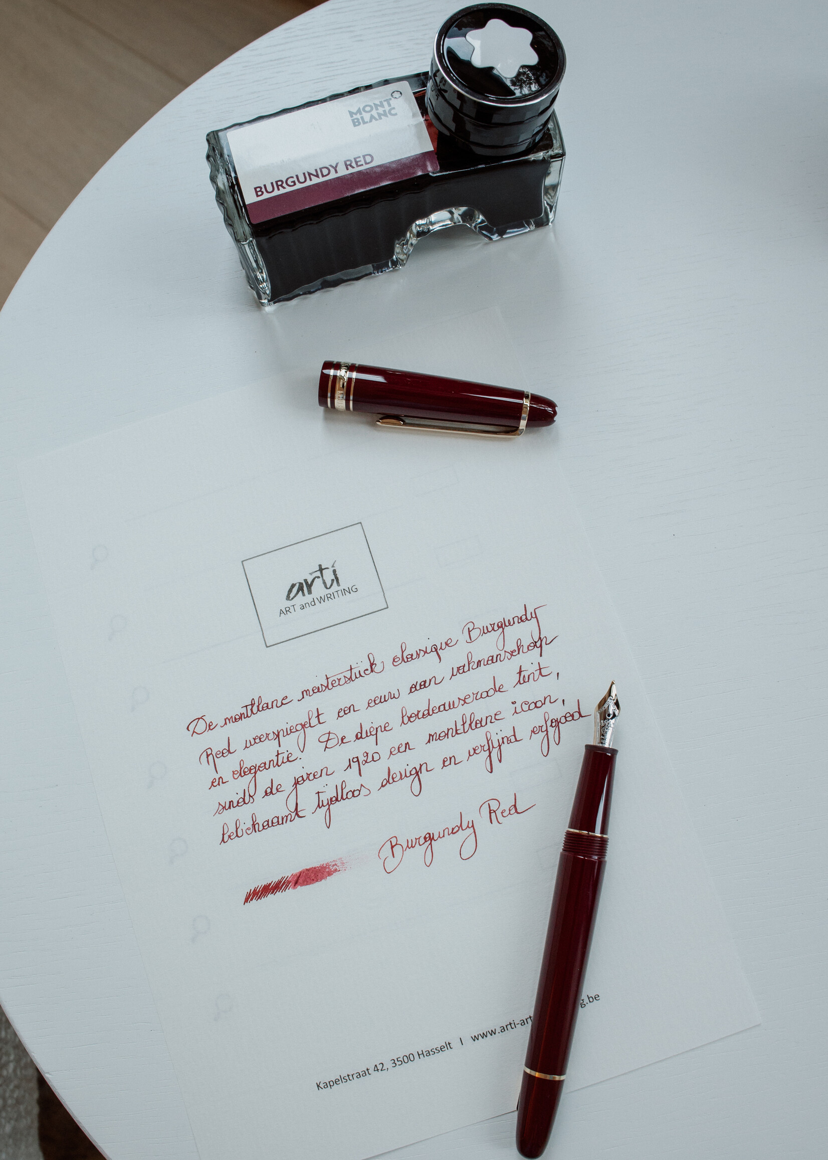 Montblanc Meisterstück 145 Classique Burgundy Red Vulpen (Au585/14K - 0.453 g) 0.62 mm M- Medium