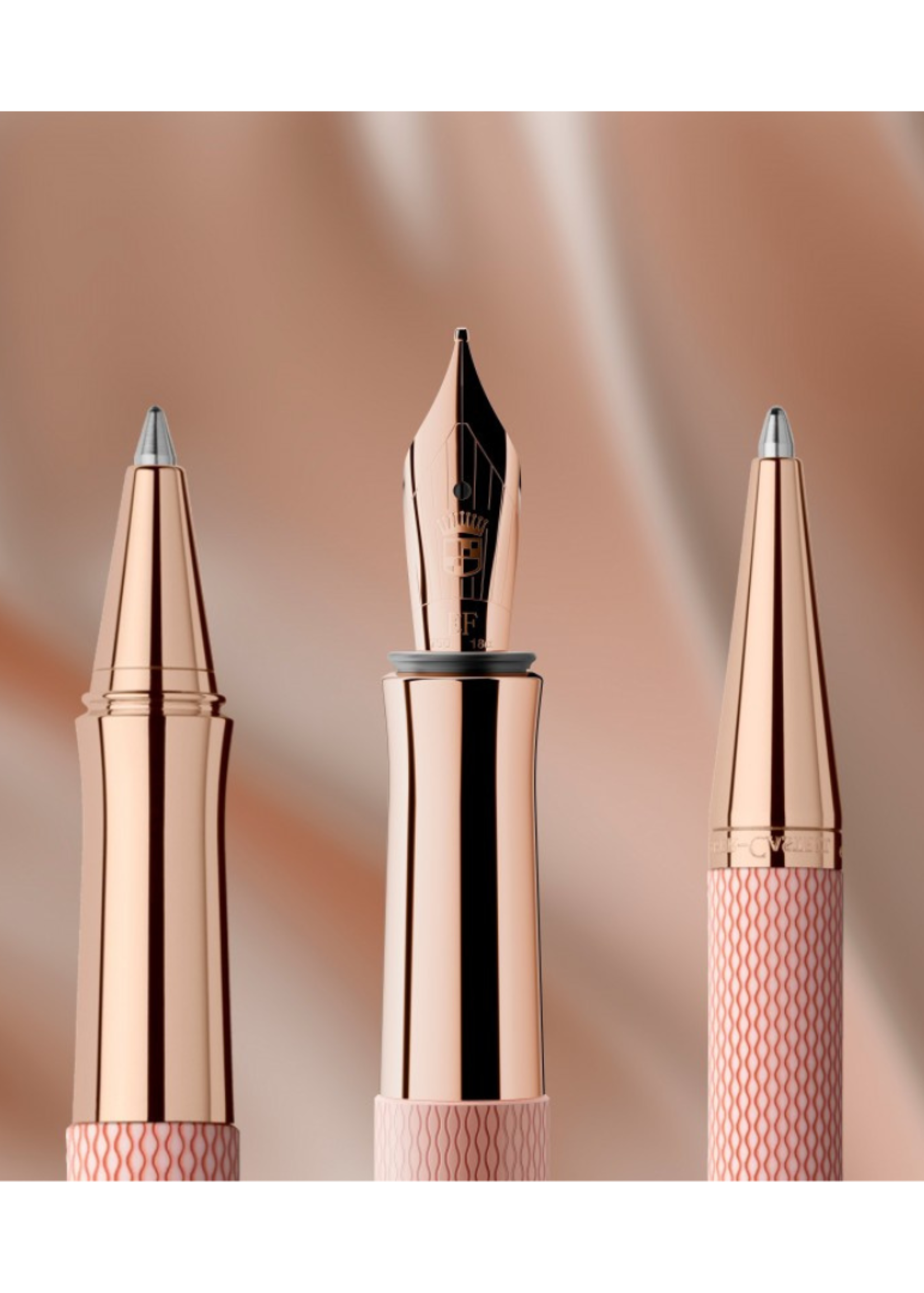 Graf von Faber-Castell Classic Guilloche Rose Vulpen EF - (Extra Fijn)