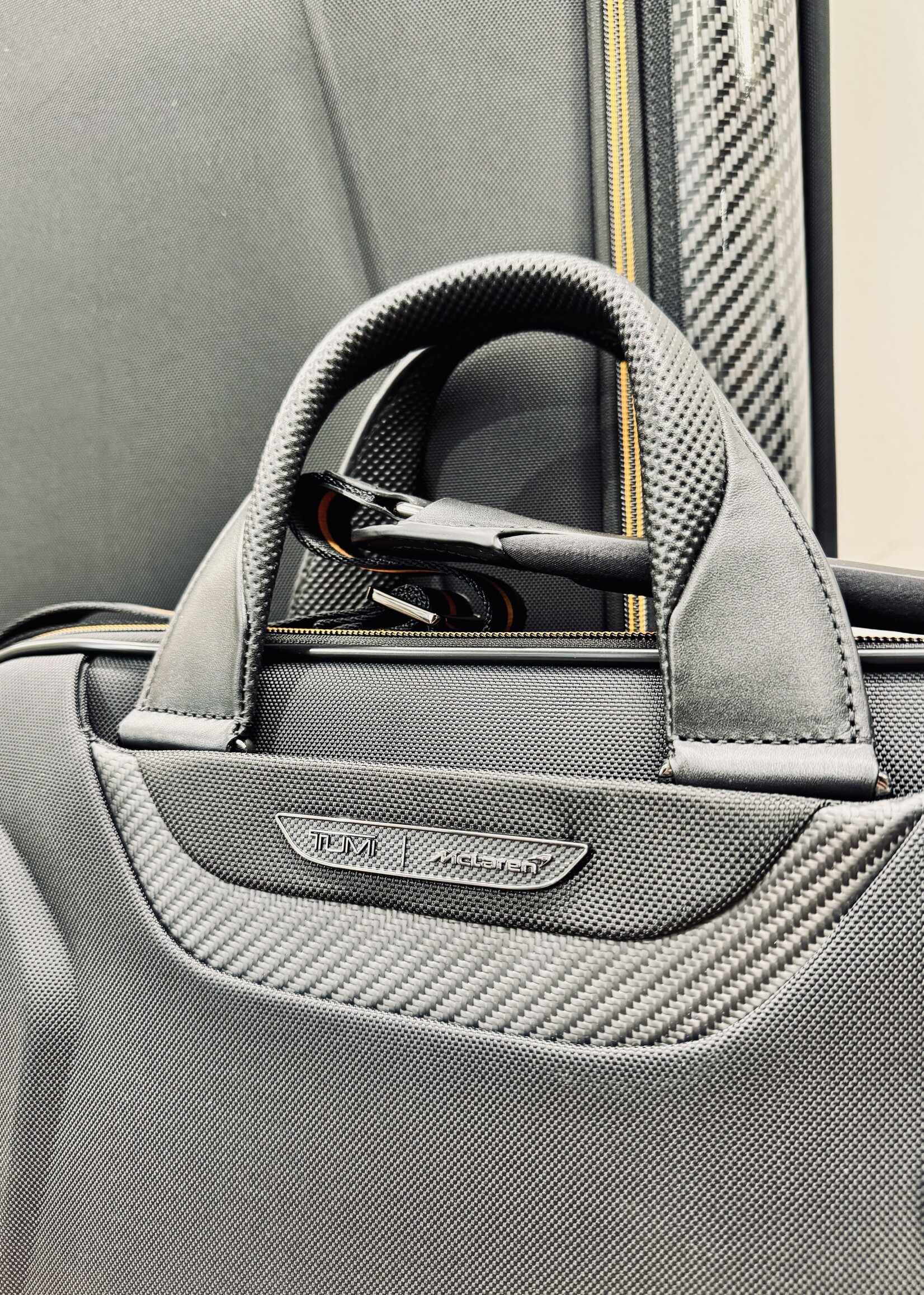 TUMI & McLaren Businesstas Axle Slim Black