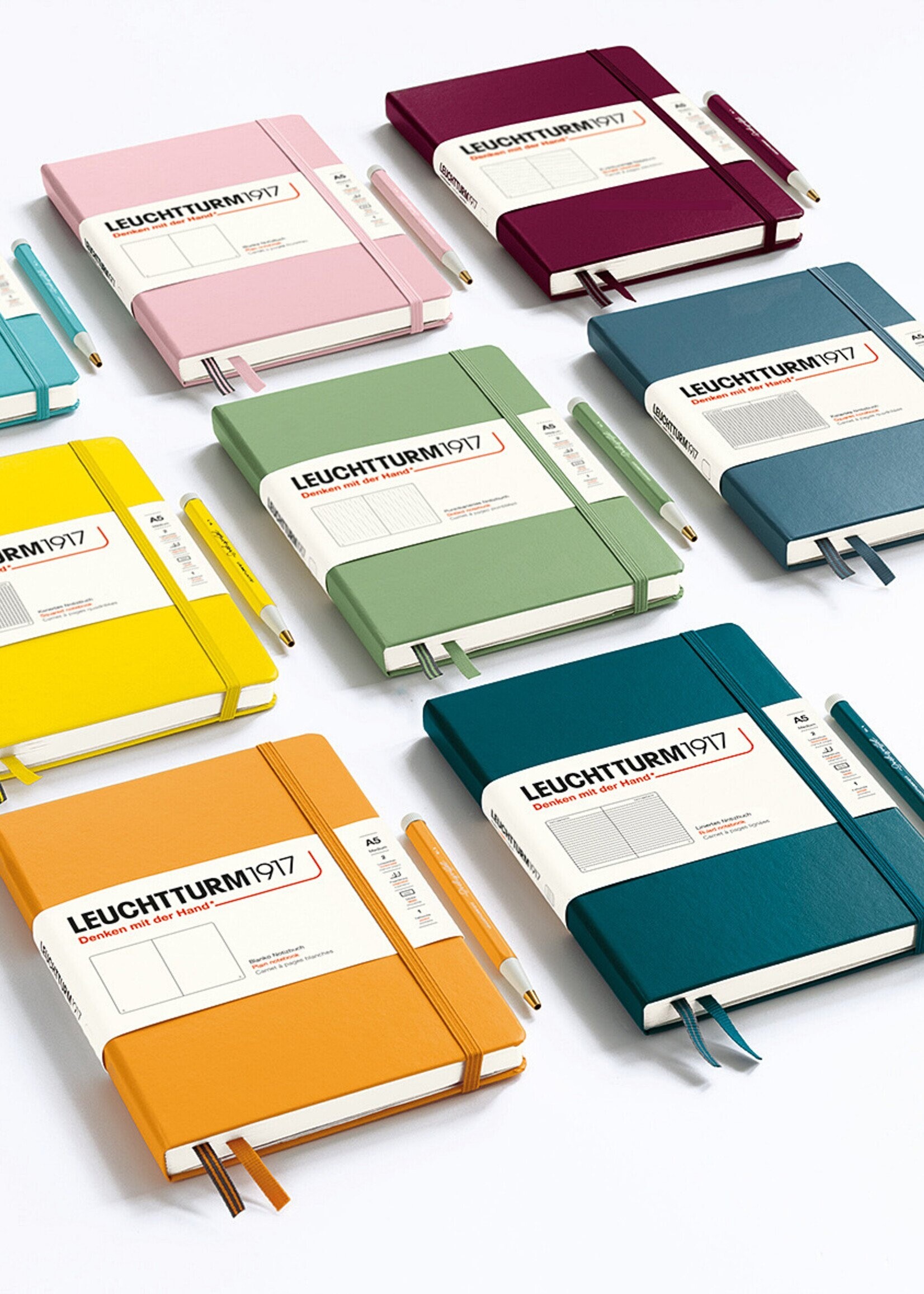 Leuchtturm1917 Notitieboek Medium A5 Hard Cover Cherry Dotted