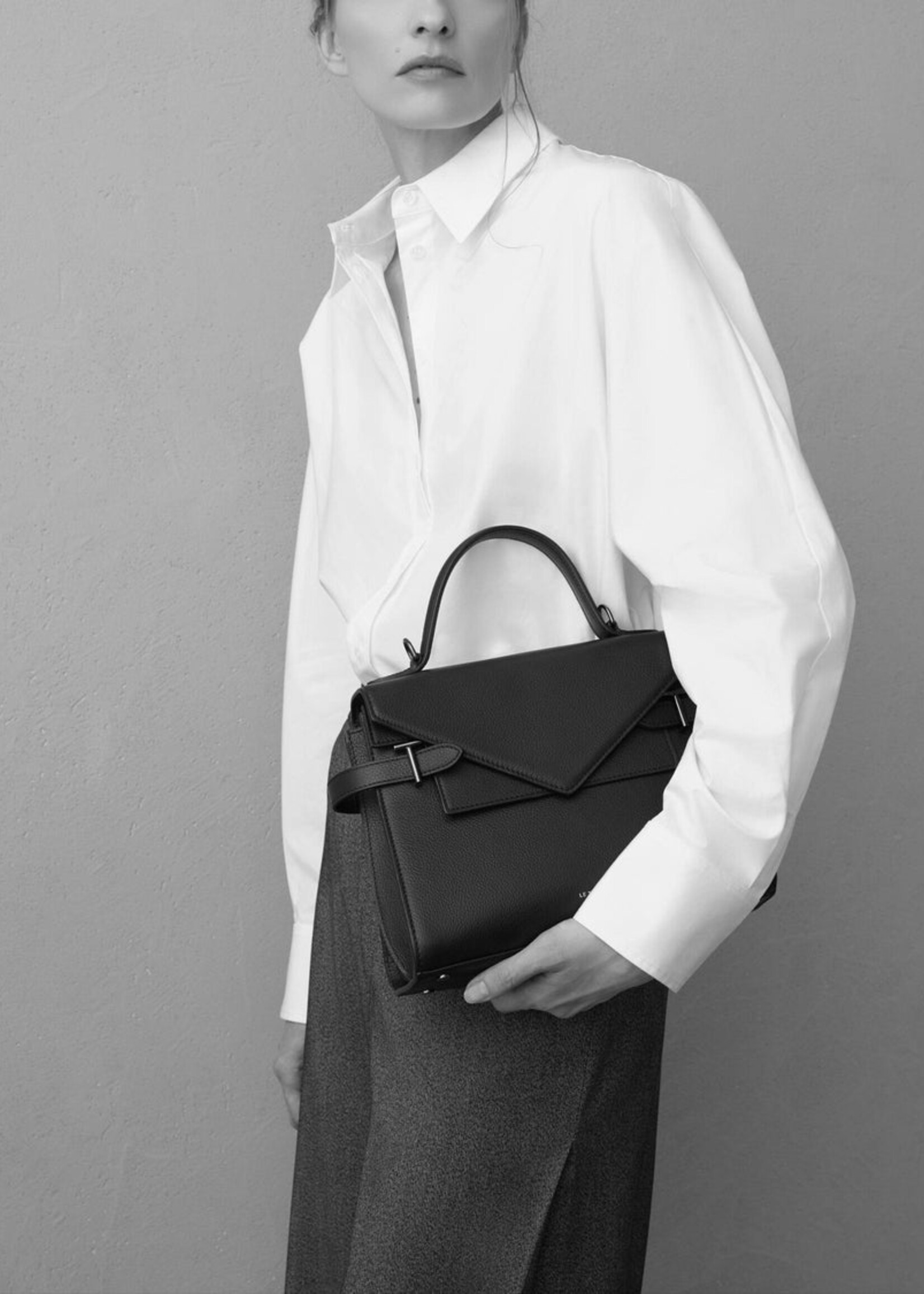 Le Tanneur Handtas Emilie Grain Ebony Brown