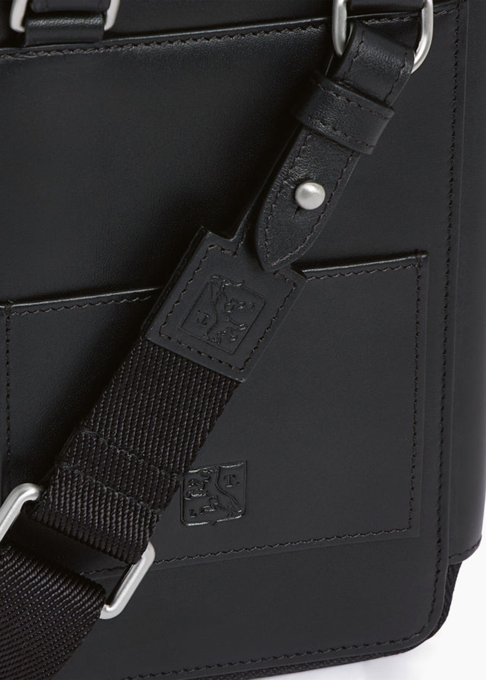 Le Tanneur Crossbody Phone Bag Maurice Black