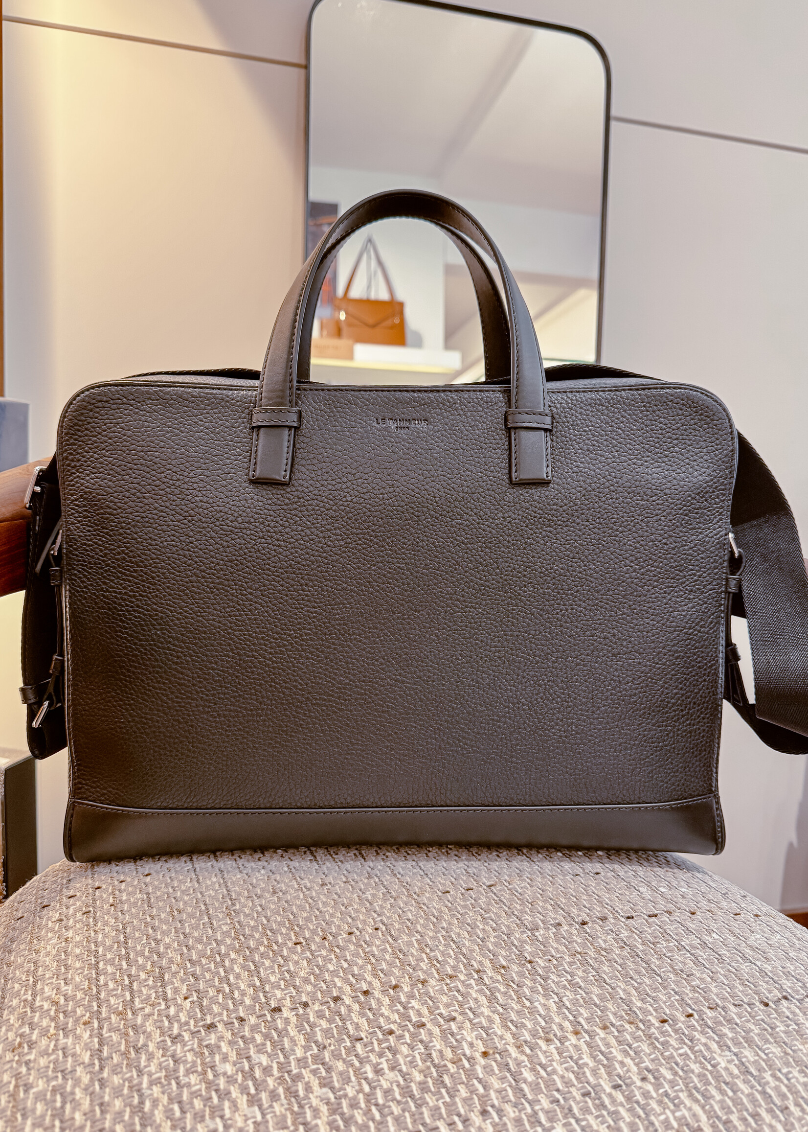 Le Tanneur Tas 15" Black