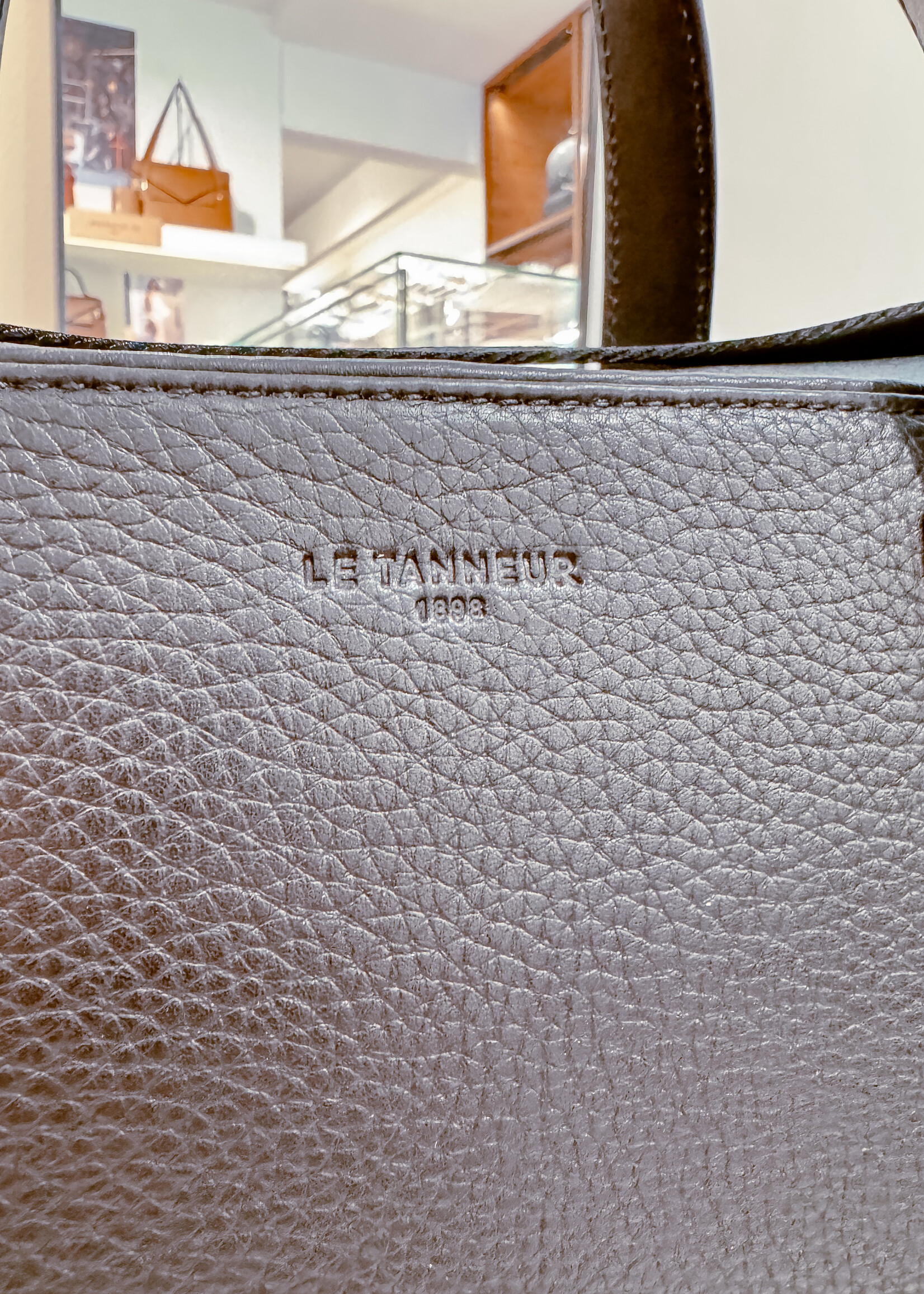 Le Tanneur Tas 15" Black