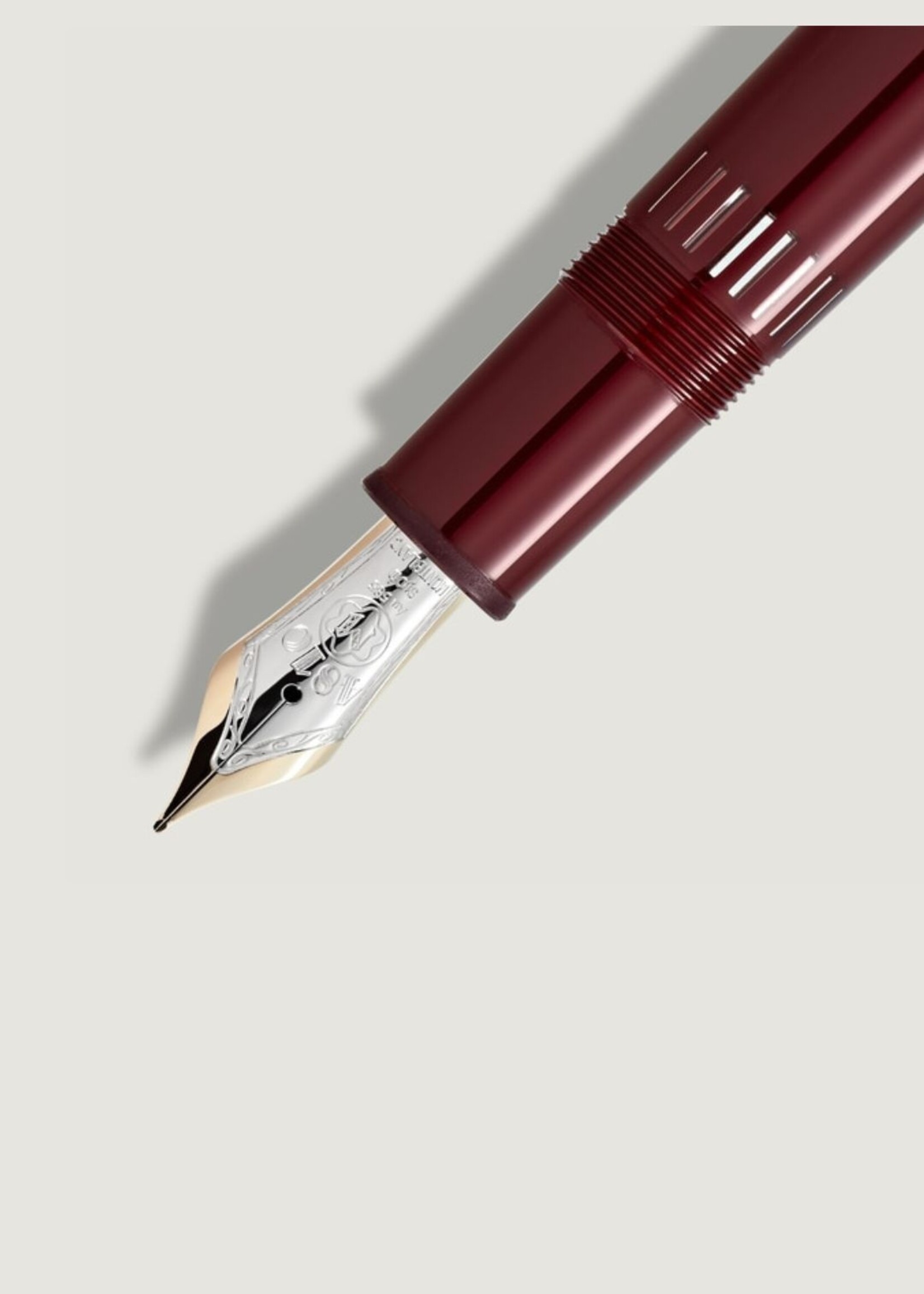 Montblanc Meisterstück 146 LeGrand Burgundy Red (Au585/14K - 0.453 g) 0.62 mm M- Medium