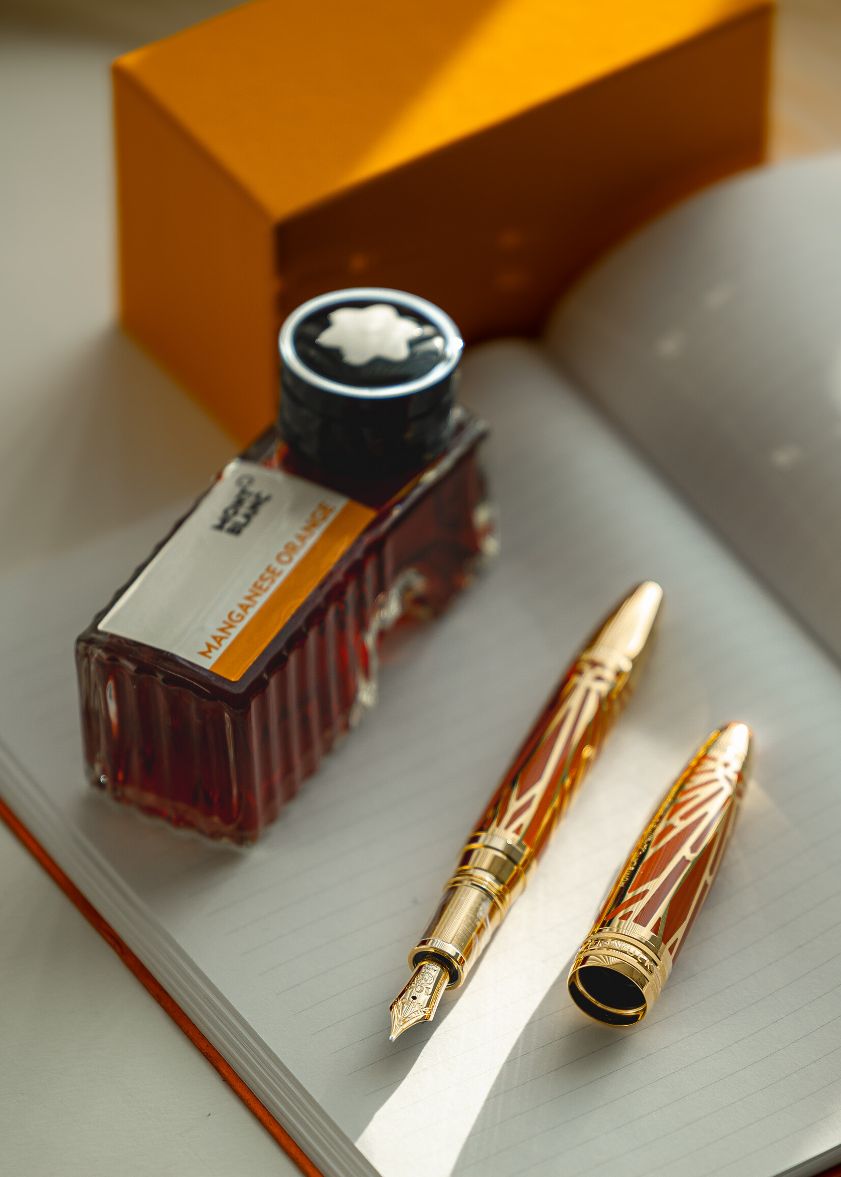 Montblanc 100 years Meisterstück The Origin Collection Solitaire Coral LeGrand Vulpen 145  (Au585/14) 0.62 mm M - Medium