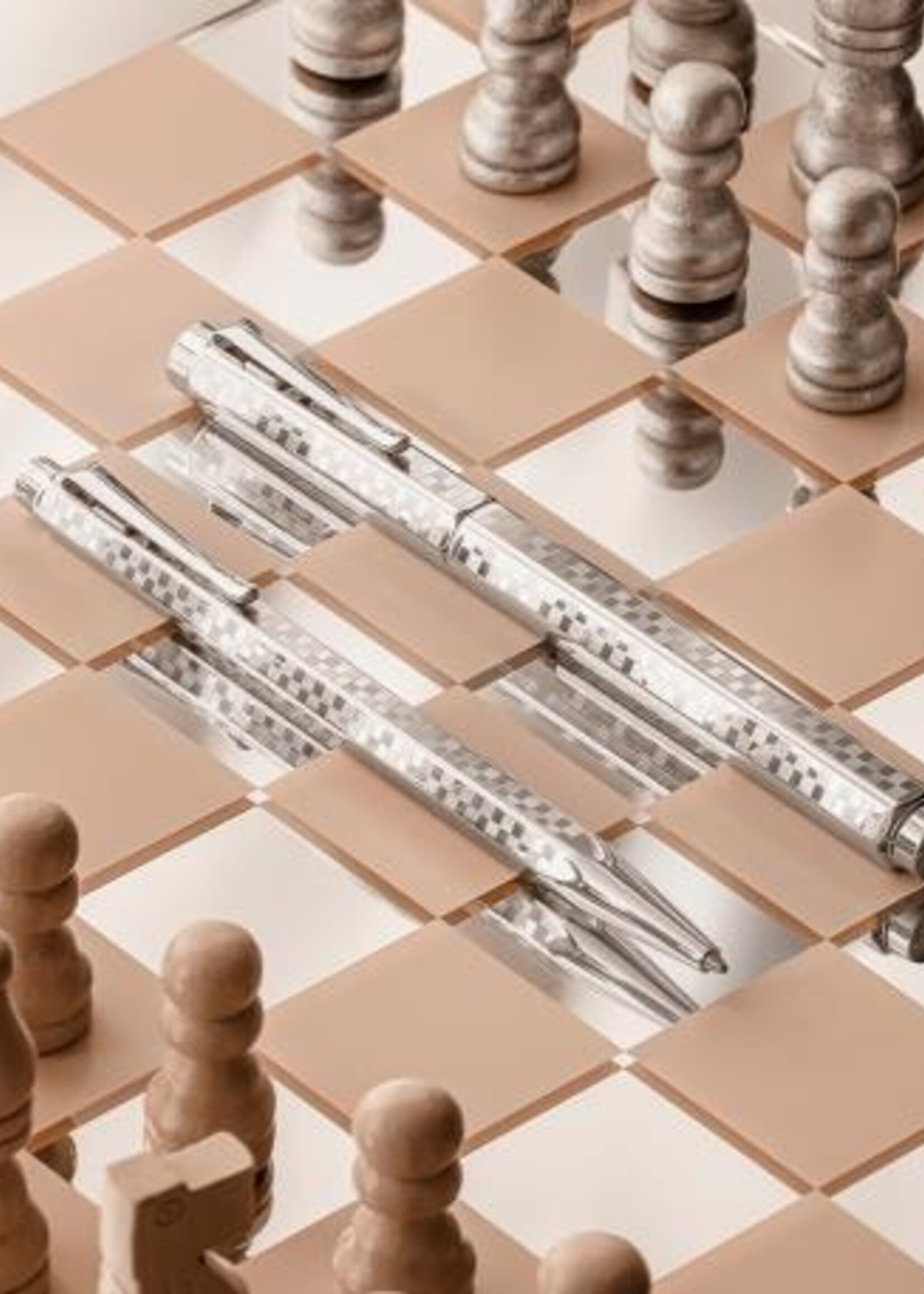 Caran d'Ache Ecridor Damier Platinum Vulpotlood 0.7