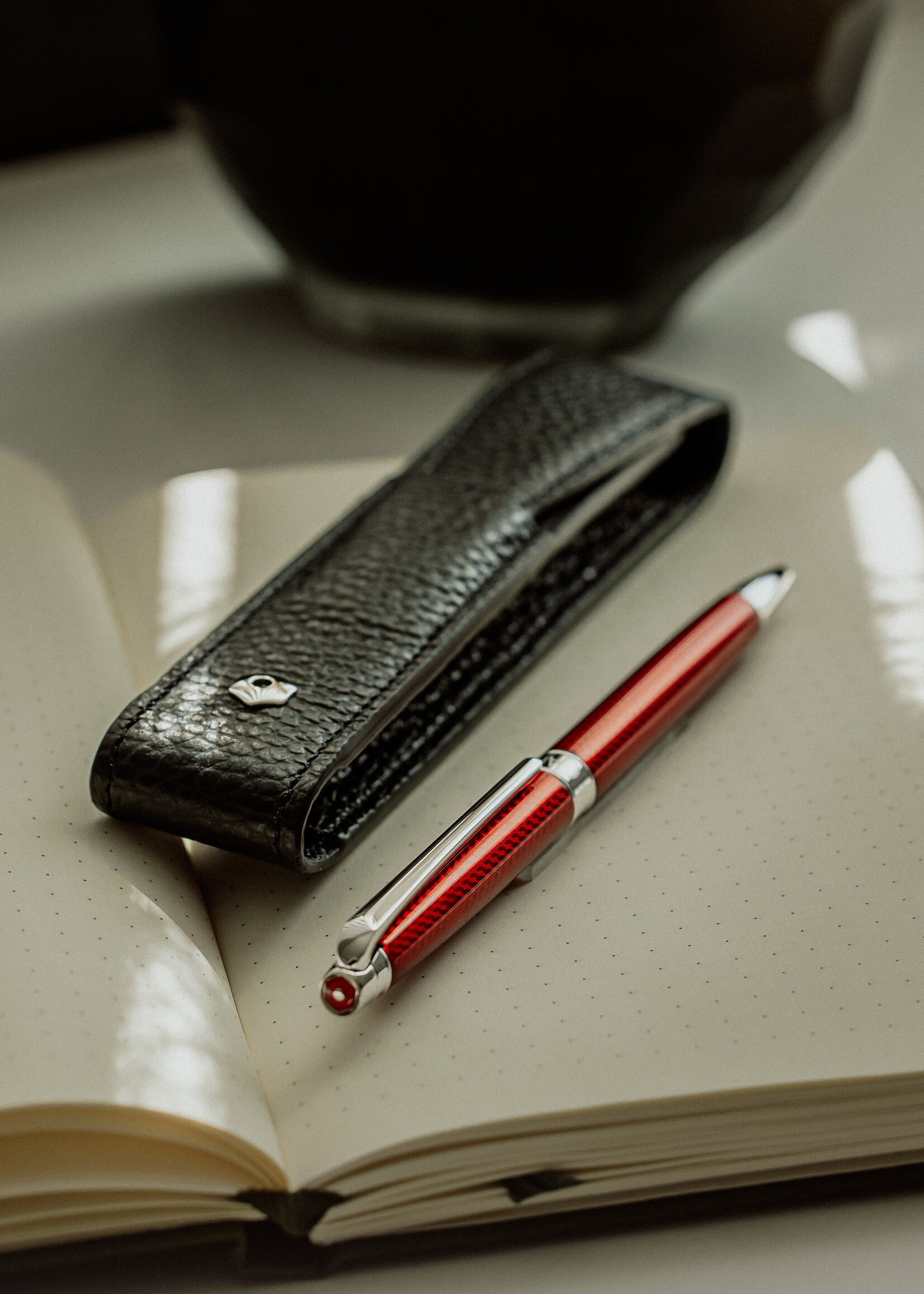 Caran d'Ache Léman Slim Rouge Carmin Balpen