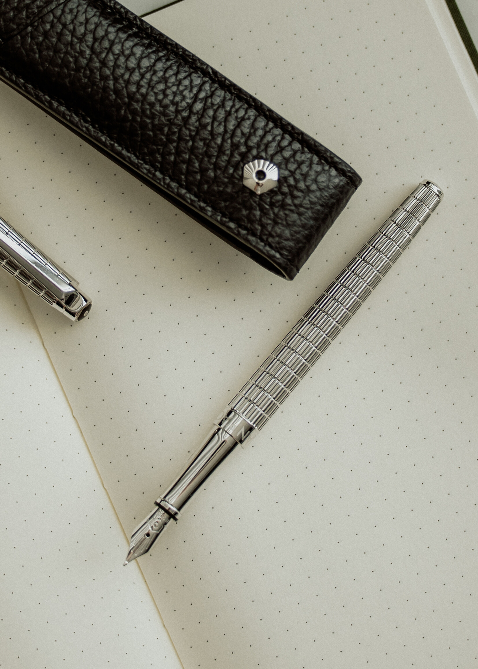 Caran d'Ache Léman Slim Lights Luxe Vulpen