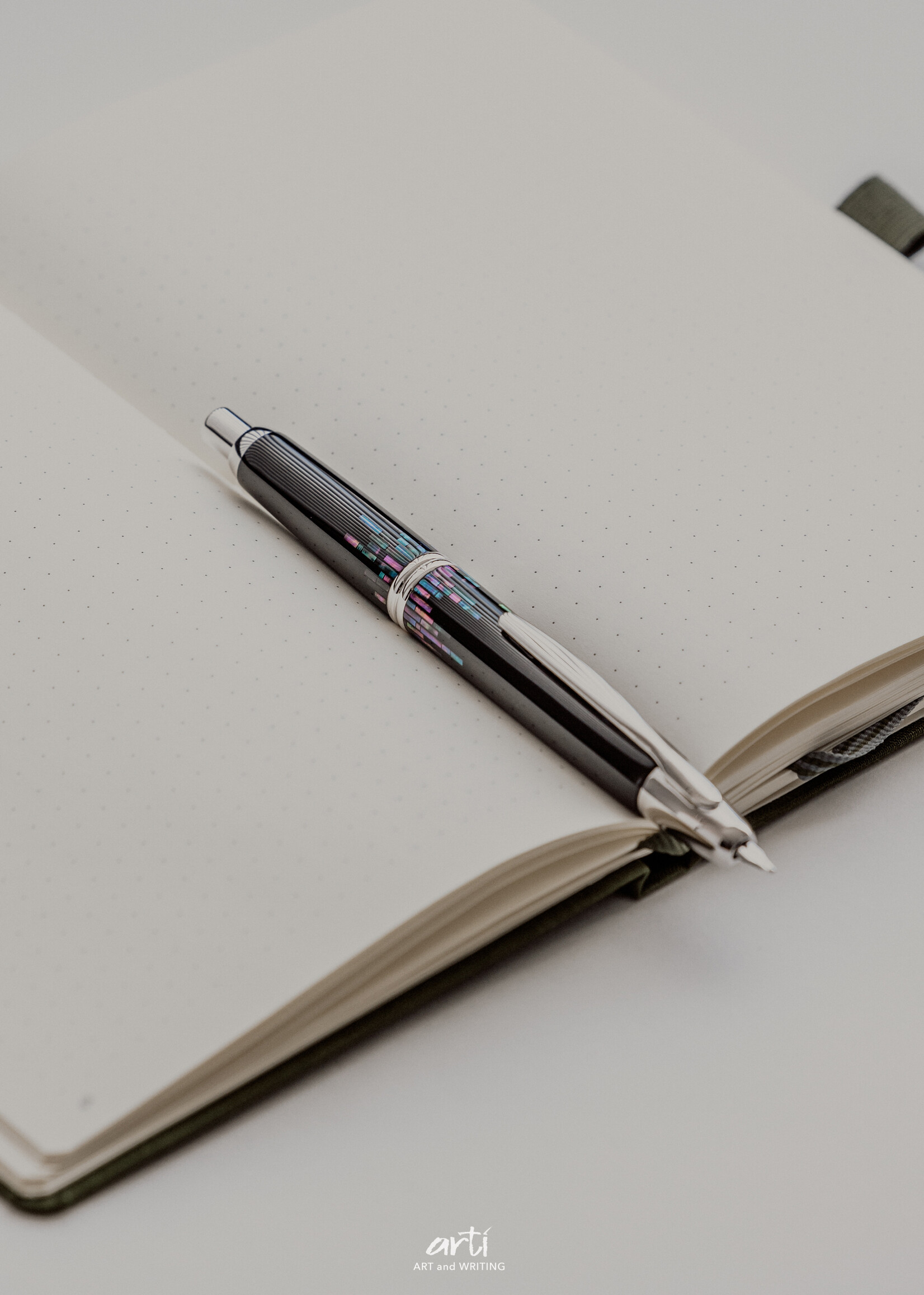 Pilot Capless Namiki Raden Stripe