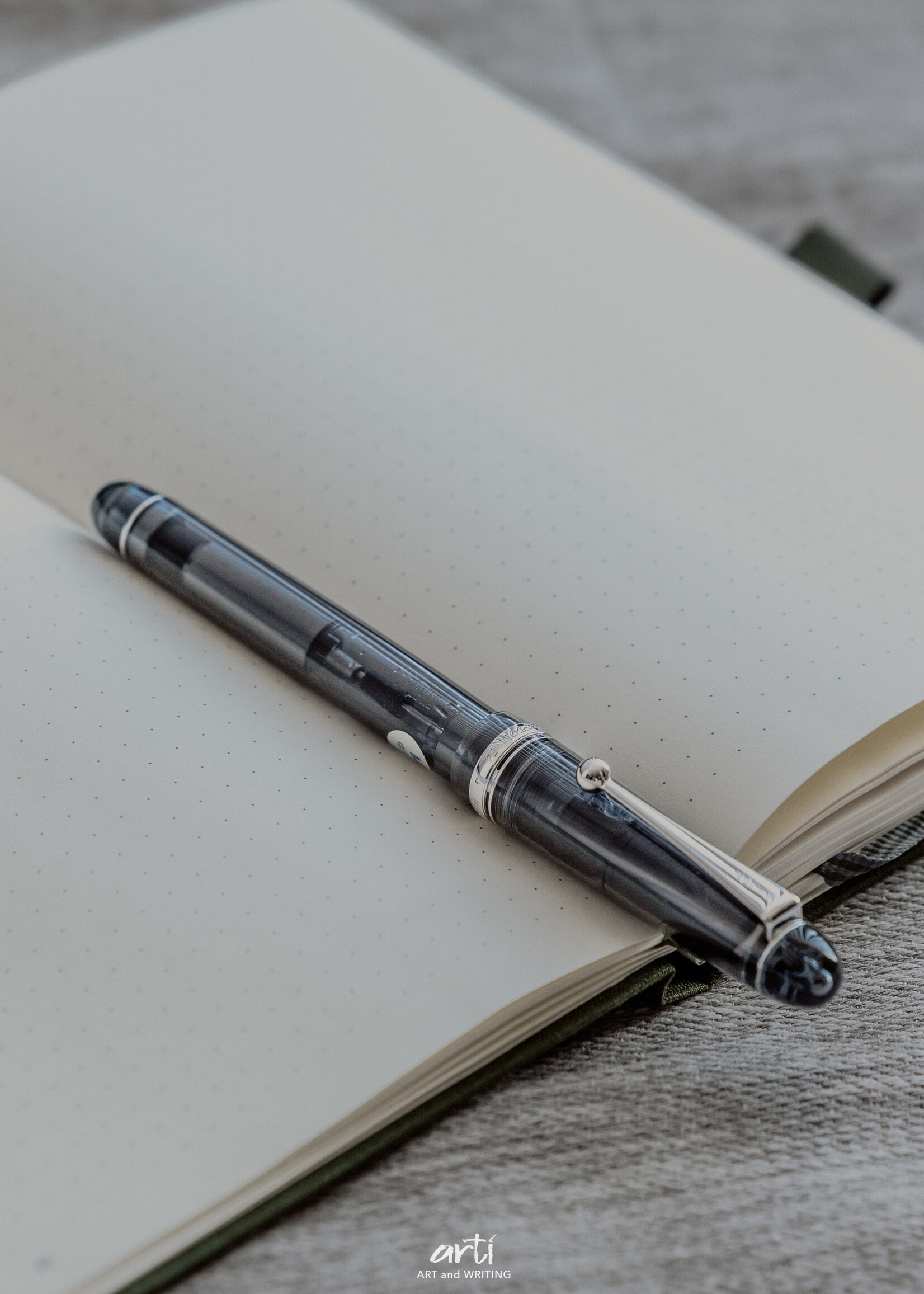 Pilot Custom 74 Midnightblue Vulpen 14k F-Fijn
