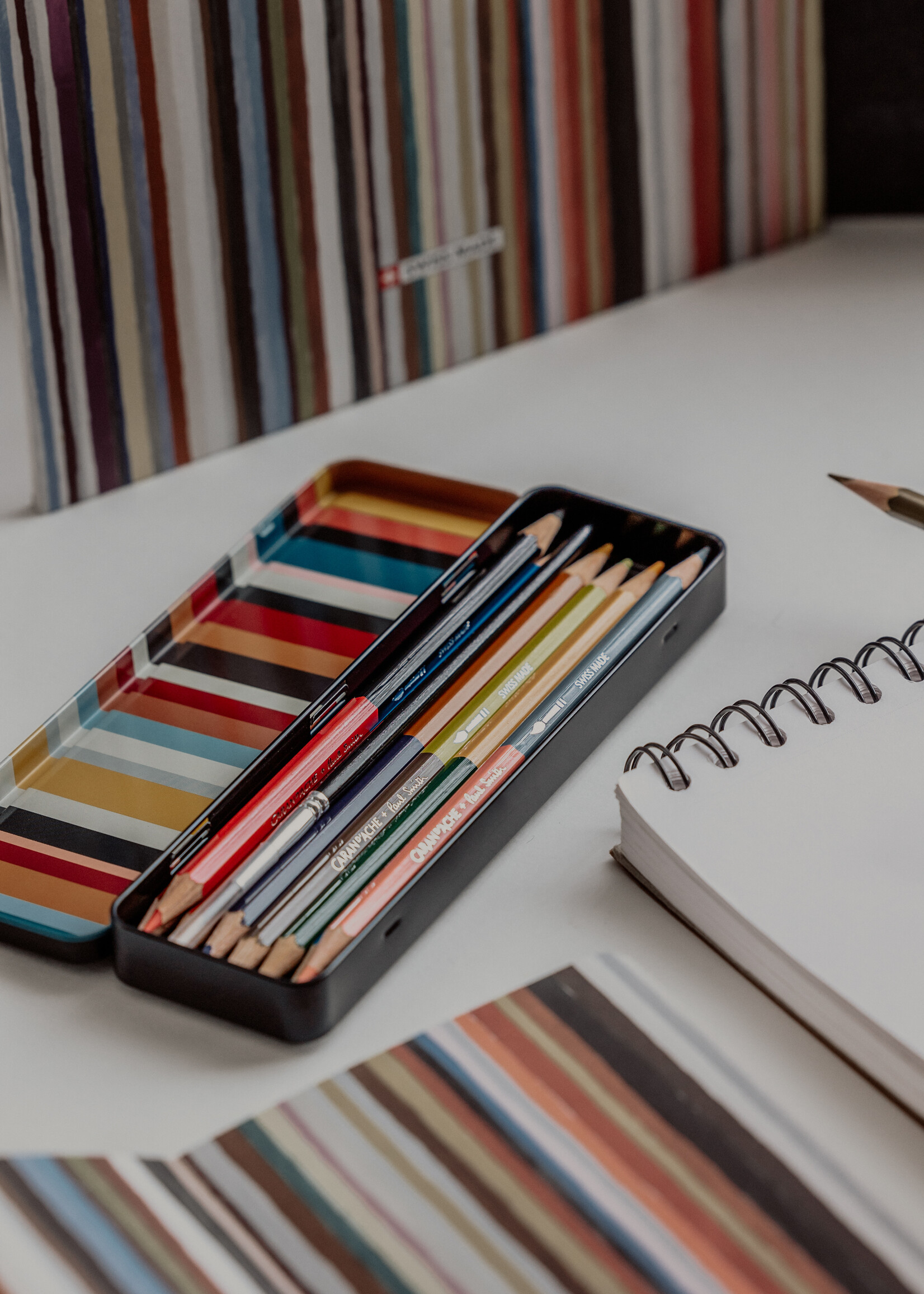 Caran d'Ache + Paul Smith V Special Edition  Bicolor Kleurpotloden