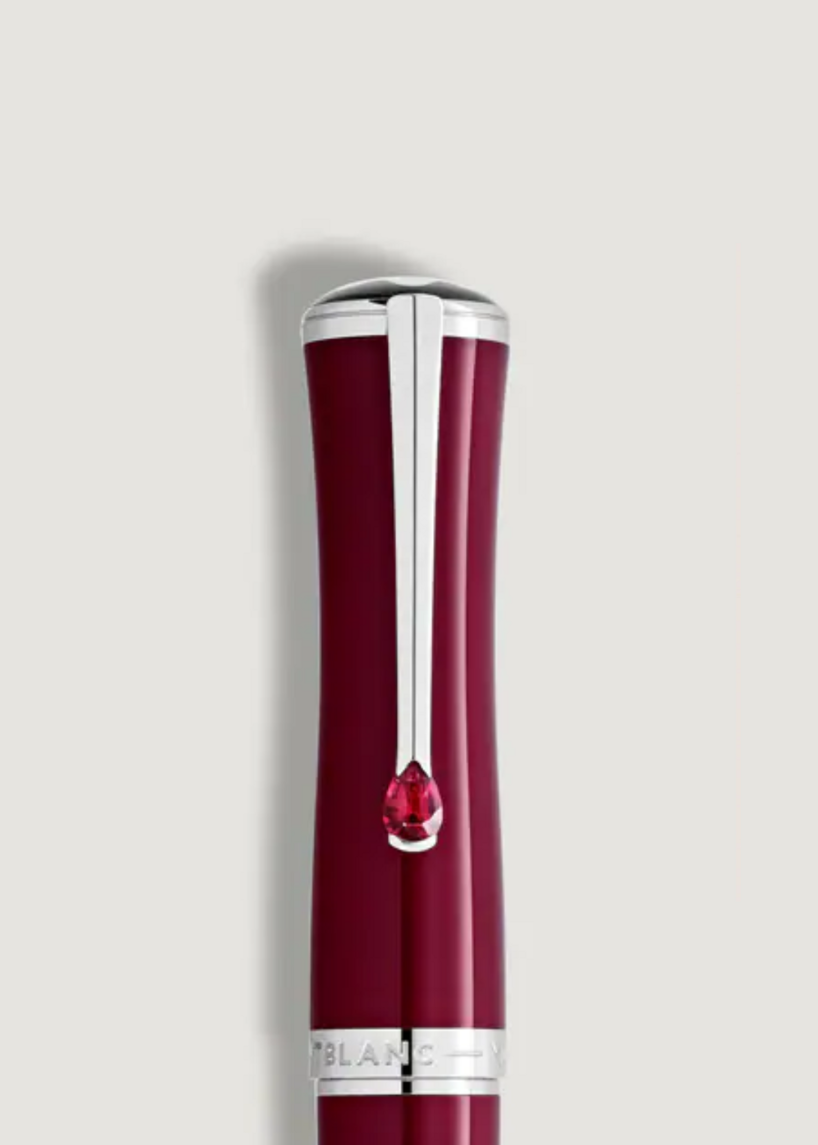 Montblanc Muses Maria Callas Special Edition Animation Platinum Type of Stone : 1 RUBIS SYNTH Carat : 0,480 ct Vulpen Au 585 - 14 Karat (0.443g) M -Medium 0.62 mm
