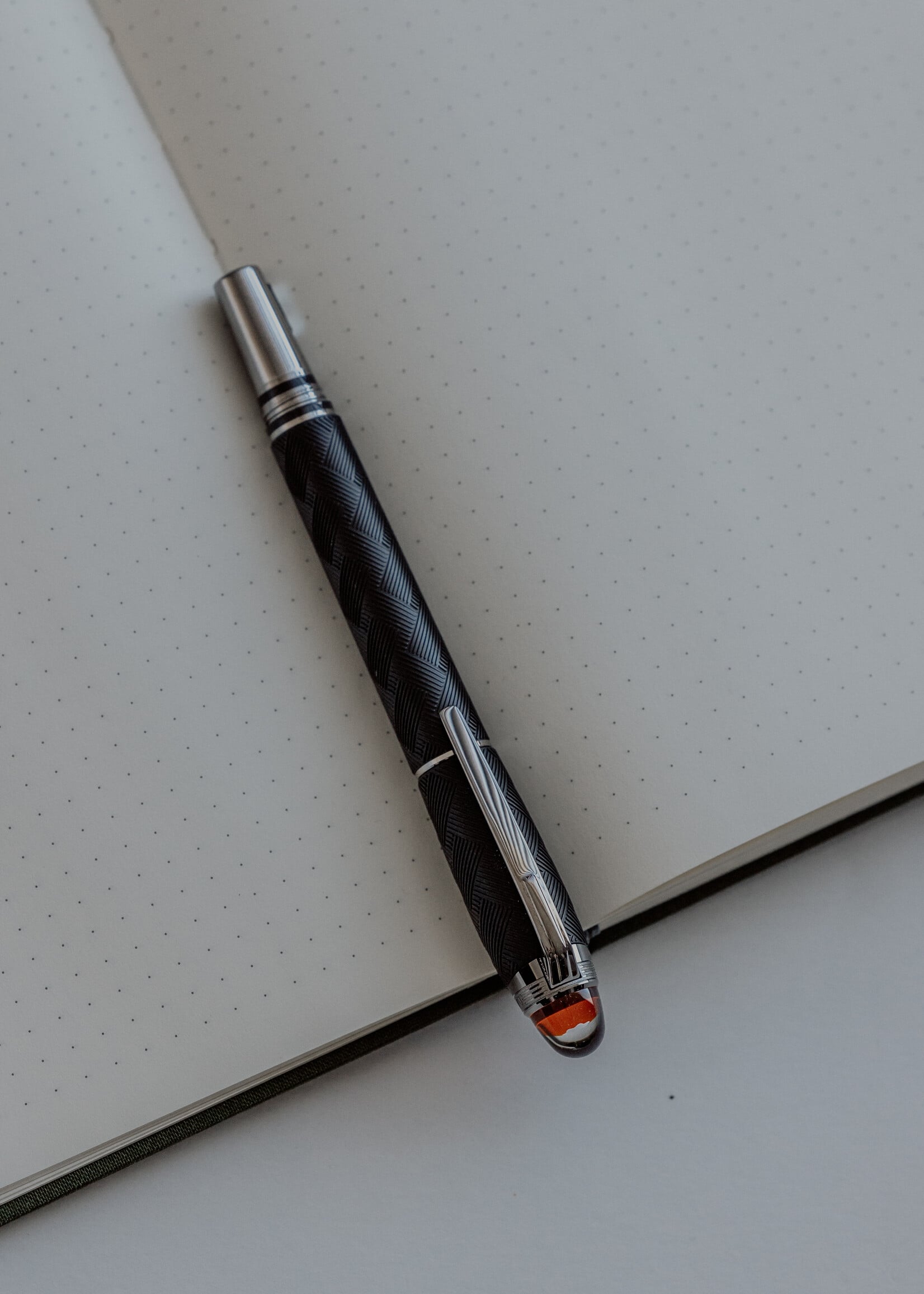 Montblanc Starwalker Extreme Resin Roller