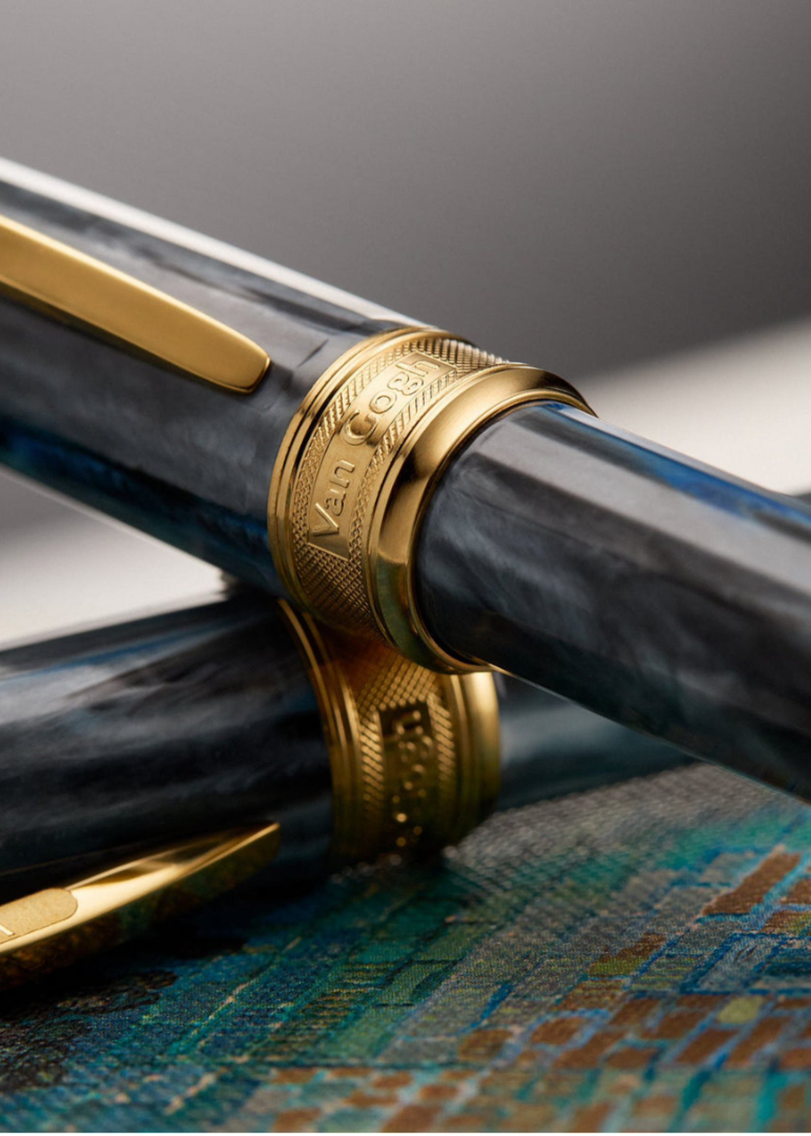 Visconti Van Gogh 'The Prisoners Round' A10 Vulpen Geschenkbox met bladwijzer en inktpot (30ml)