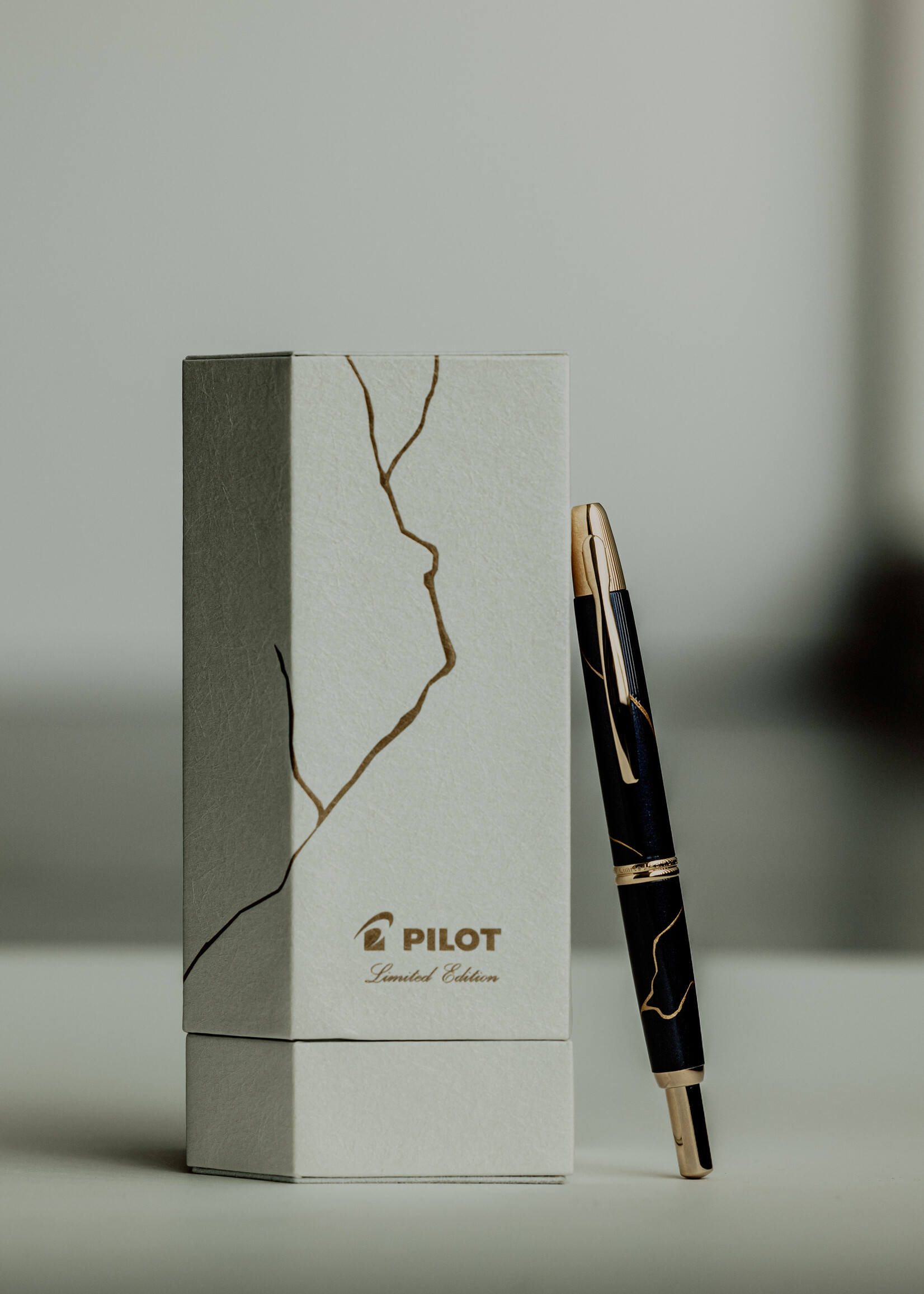 Capless Golden Journey Limited Edition 2026/0978 (M) - Medium