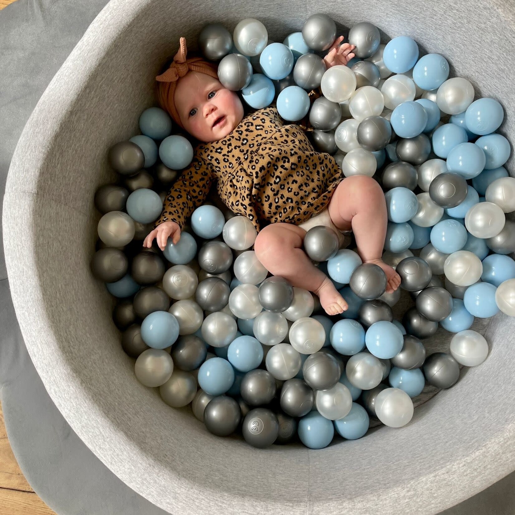 Misioo Ball pit with balls