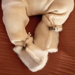 Alwero Wollen babypantoffels met touwtje
