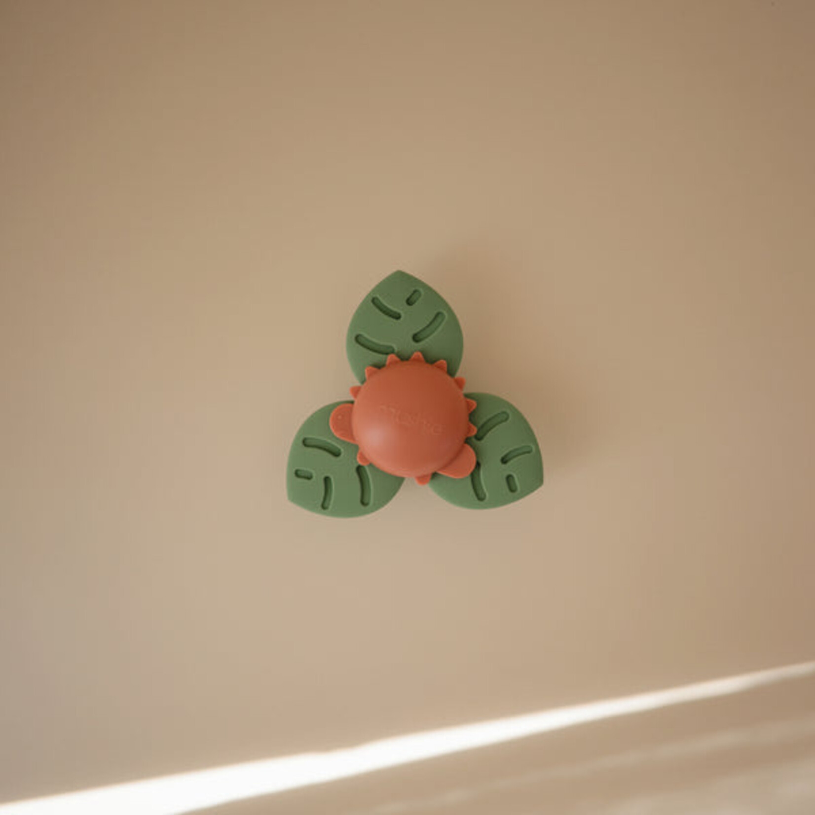 Mushie Spinner à ventouse