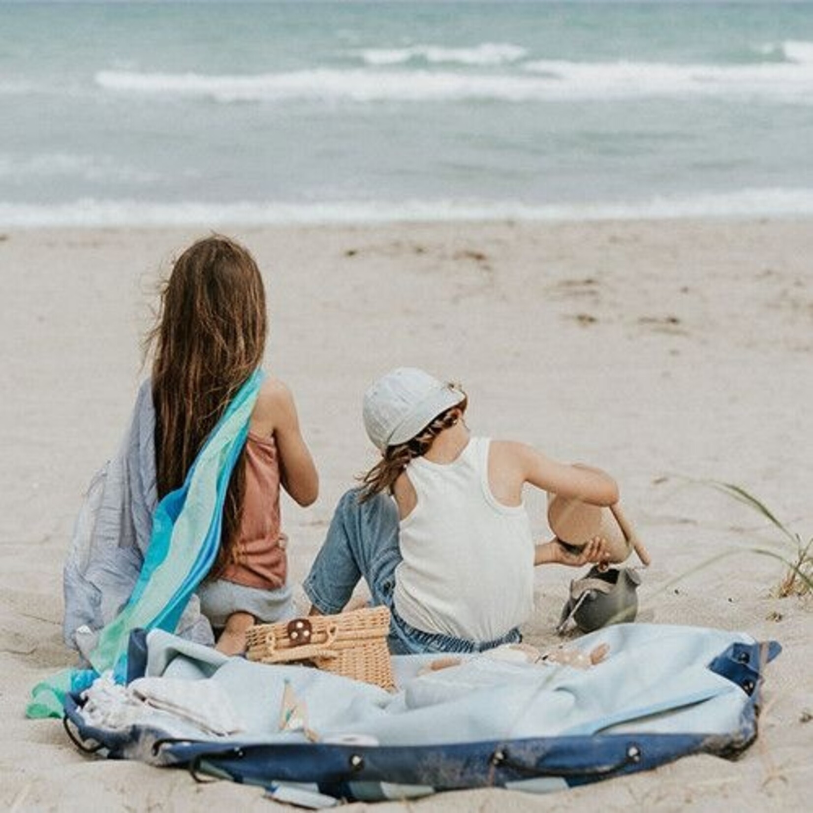 Play & Go Storage bag and play mat 2 in 1 | multiple prints