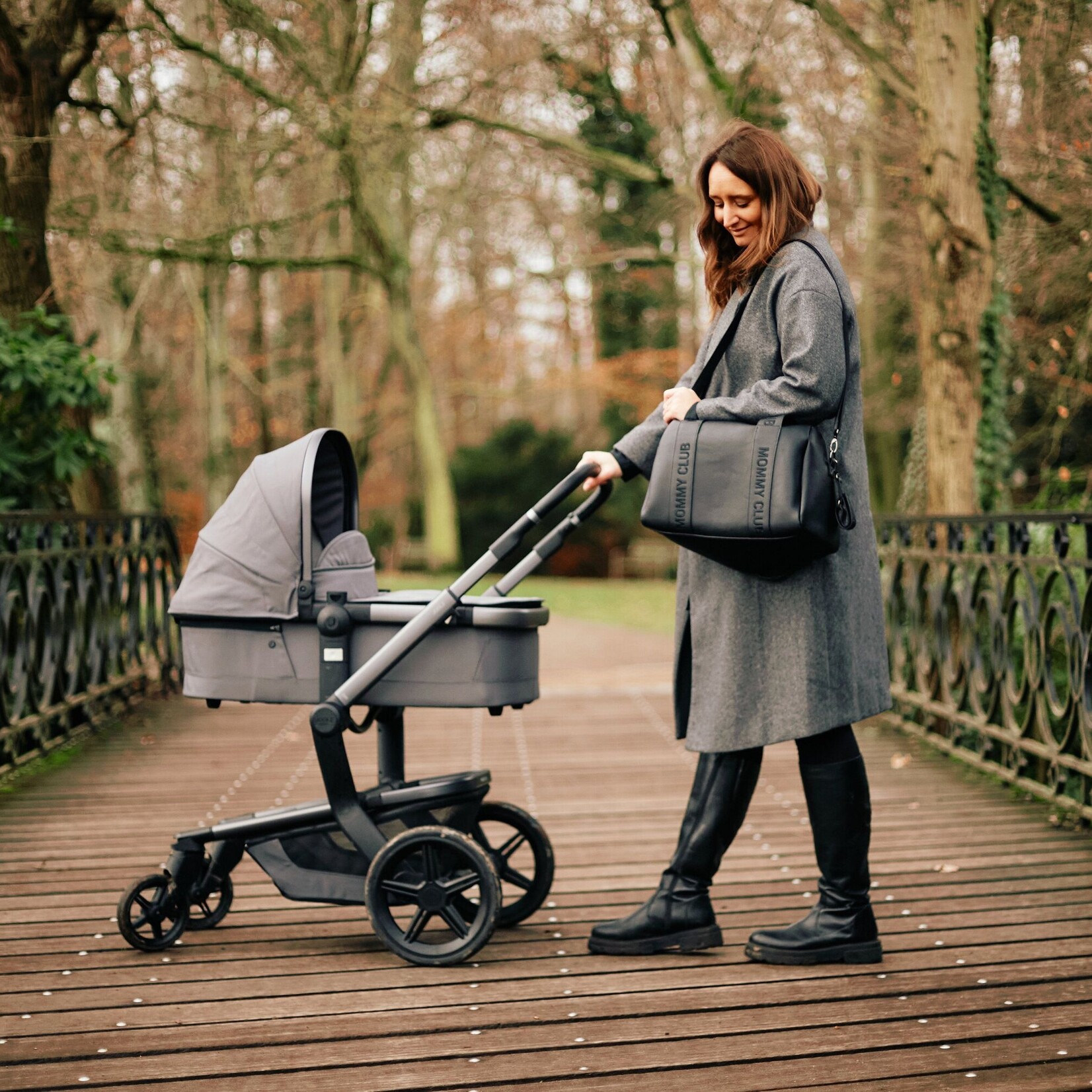 Childhome Mommy club verzorgingstas signature leather black