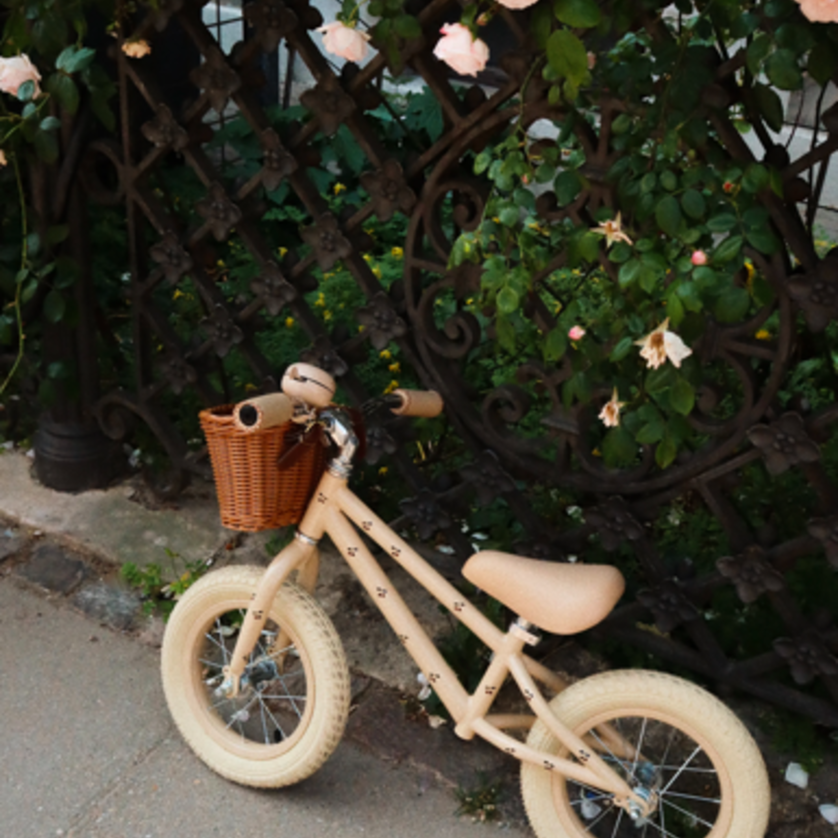 Konges Sløjd Loopfiets balance bicycle cherry