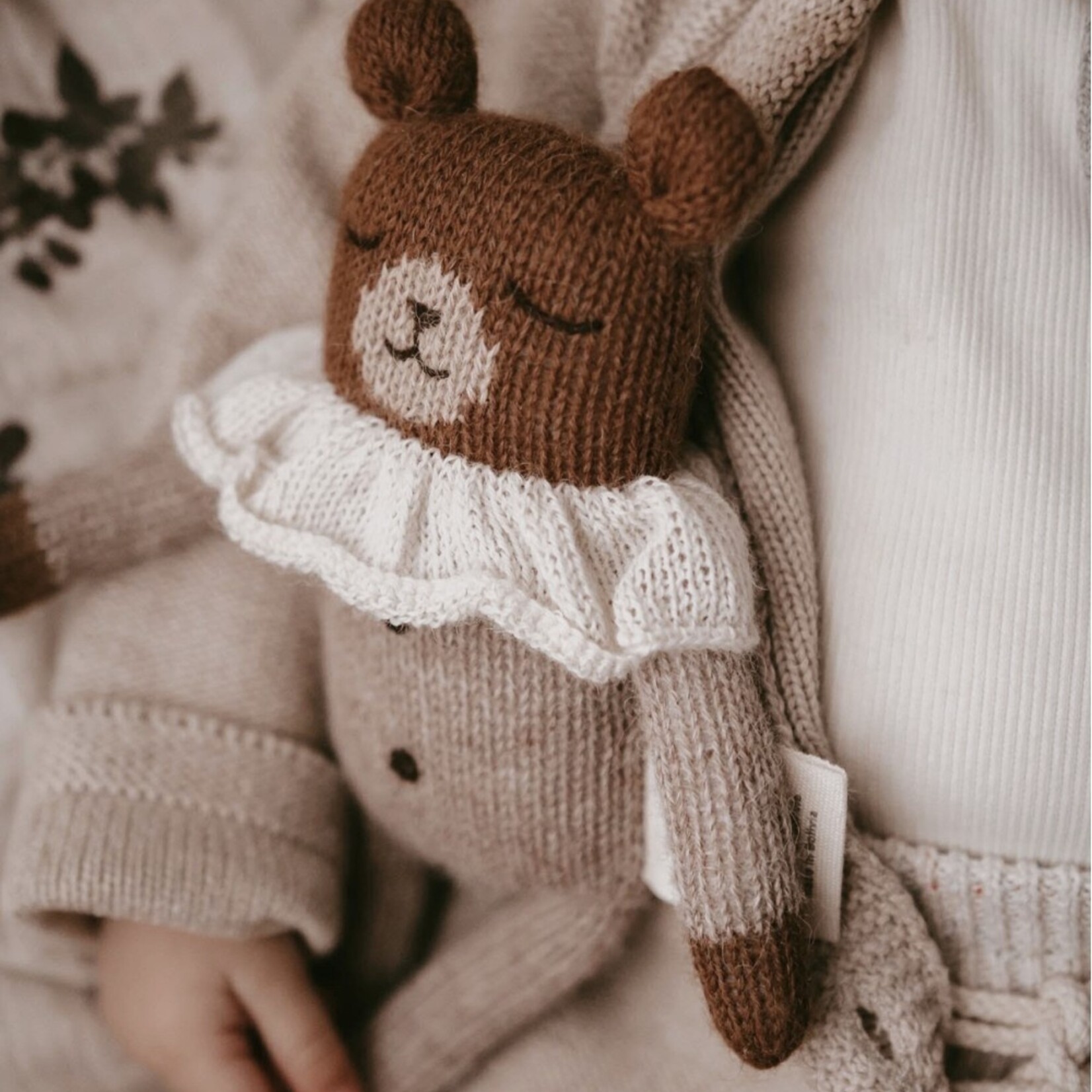 Main Sauvage Teddy knit toy oat pyjamas