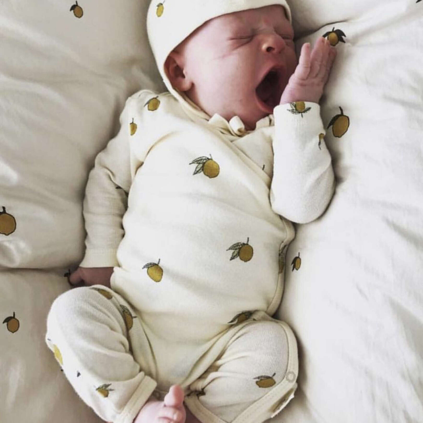 Konges Sløjd Newborn boxpakje onesie lemon