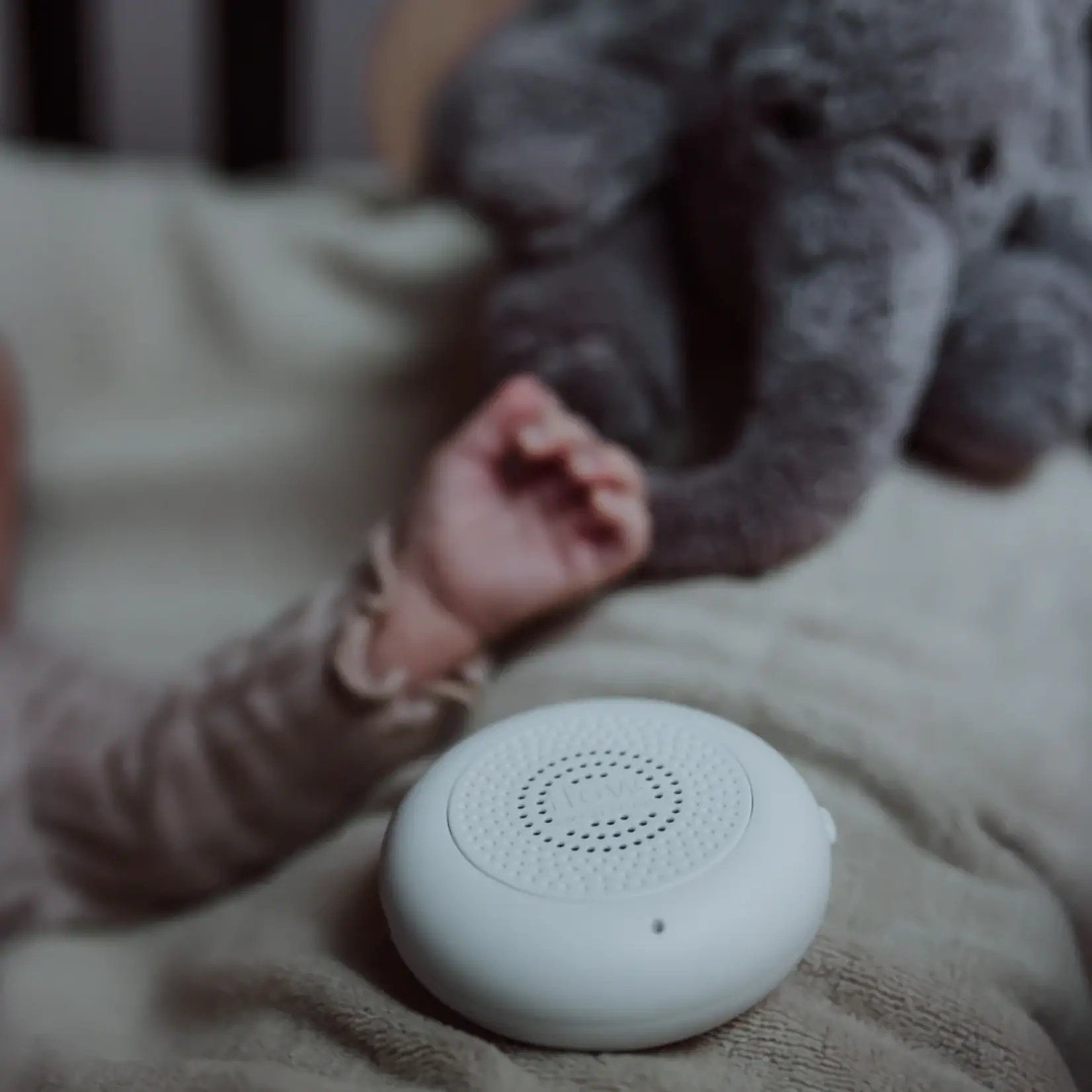 Flow Amsterdam Rechargeable heartbeat comforter  |  hartslagknuffel George grey