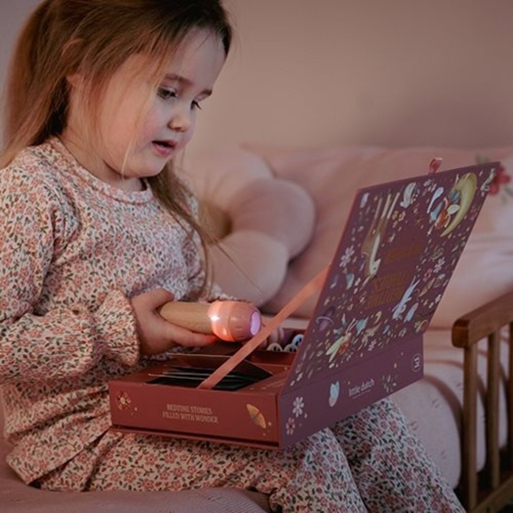 Little Dutch Story projector flashlight | pink