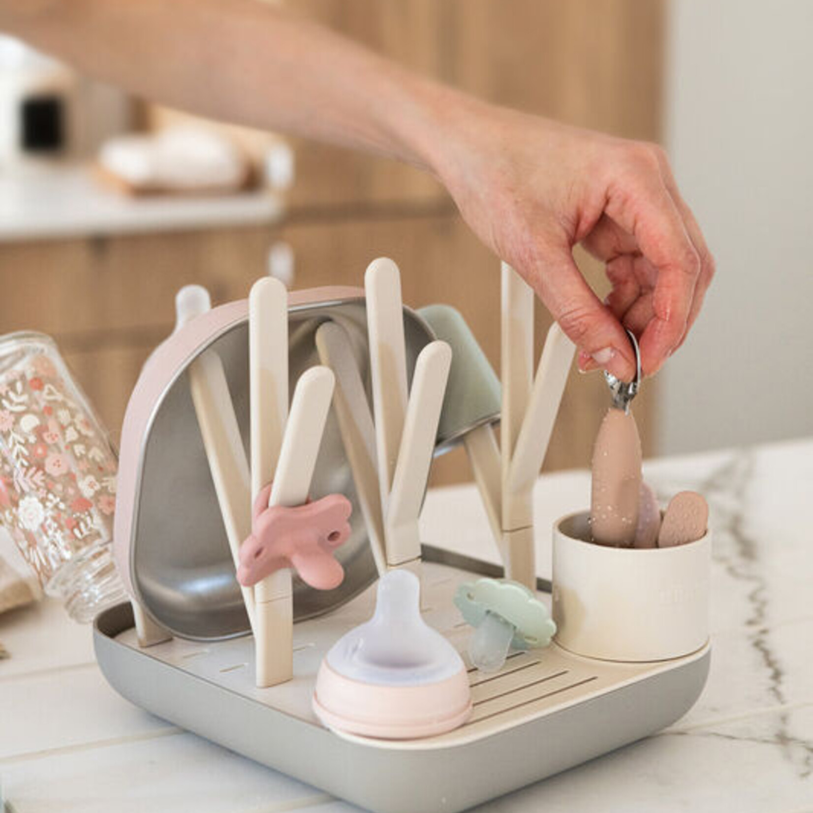 Béaba Support à bouteilles égouttoir | plusieurs couleurs