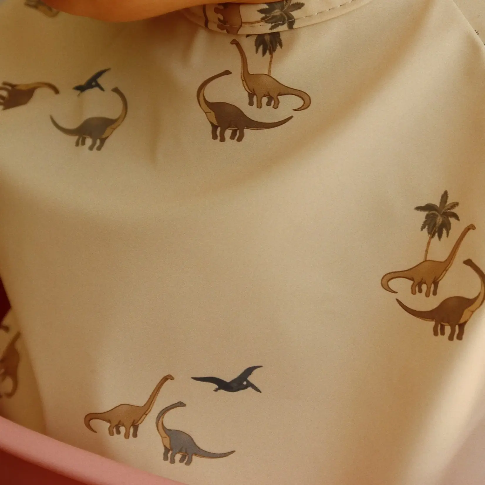 Konges Sløjd 2 pack dinner bib with sleeves | kubi & rain forest