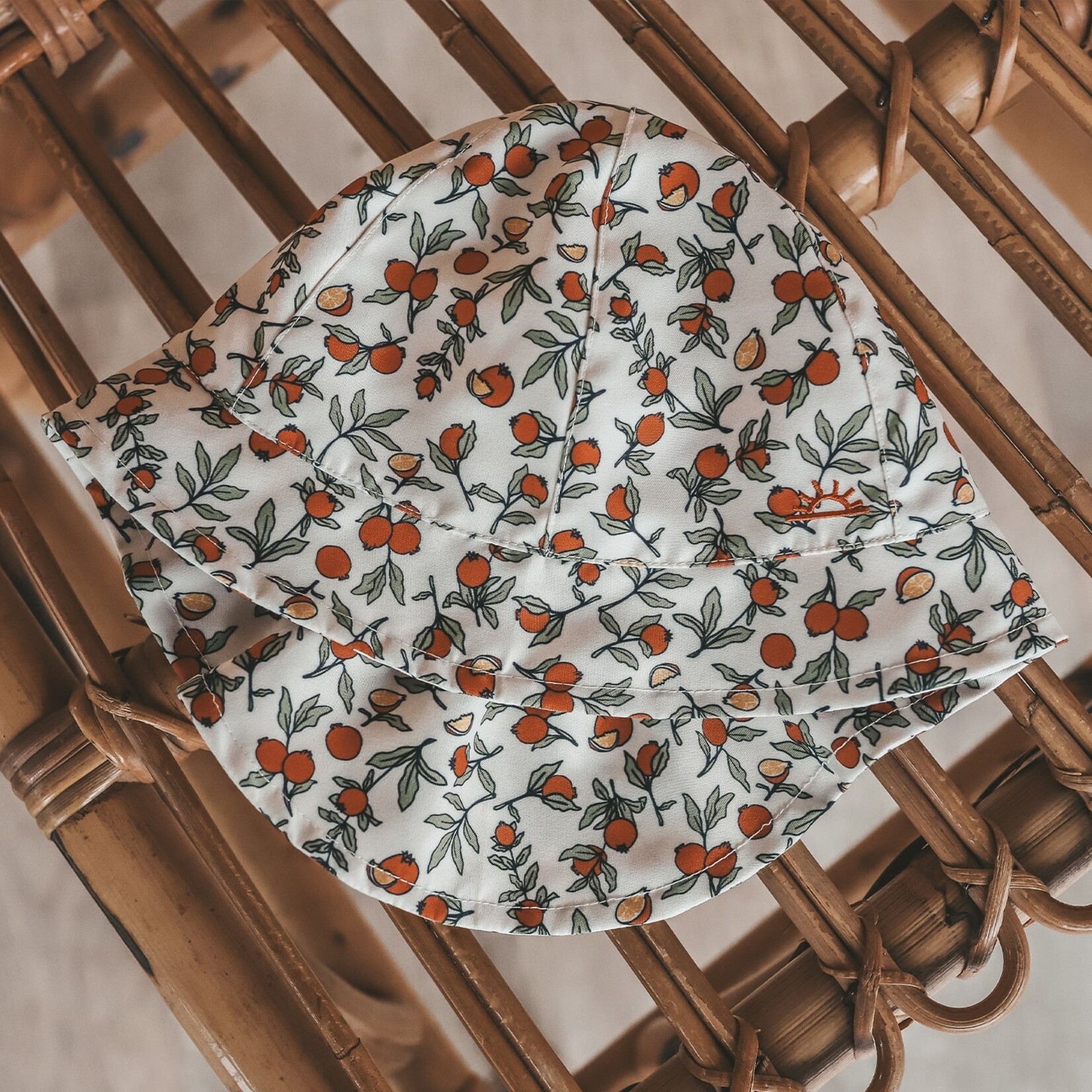 Salted Stories Sun hat | pommegranate