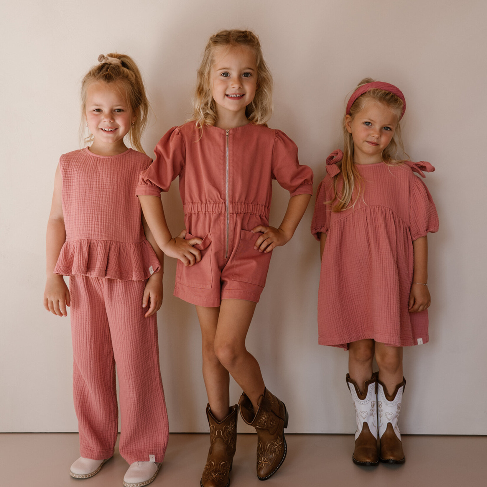 Navy Natural jambes larges rose poudré