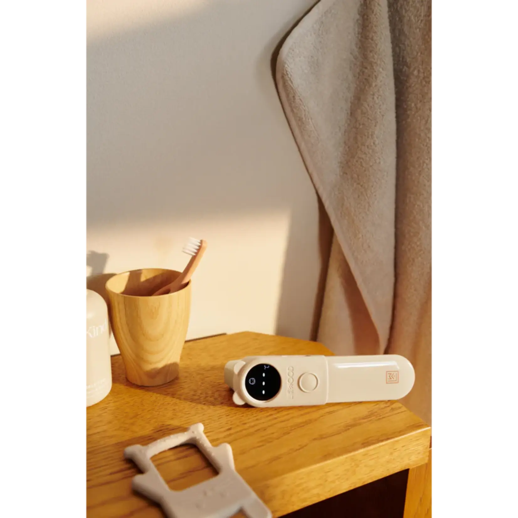 Liewood Olivier digital thermometer | sandy