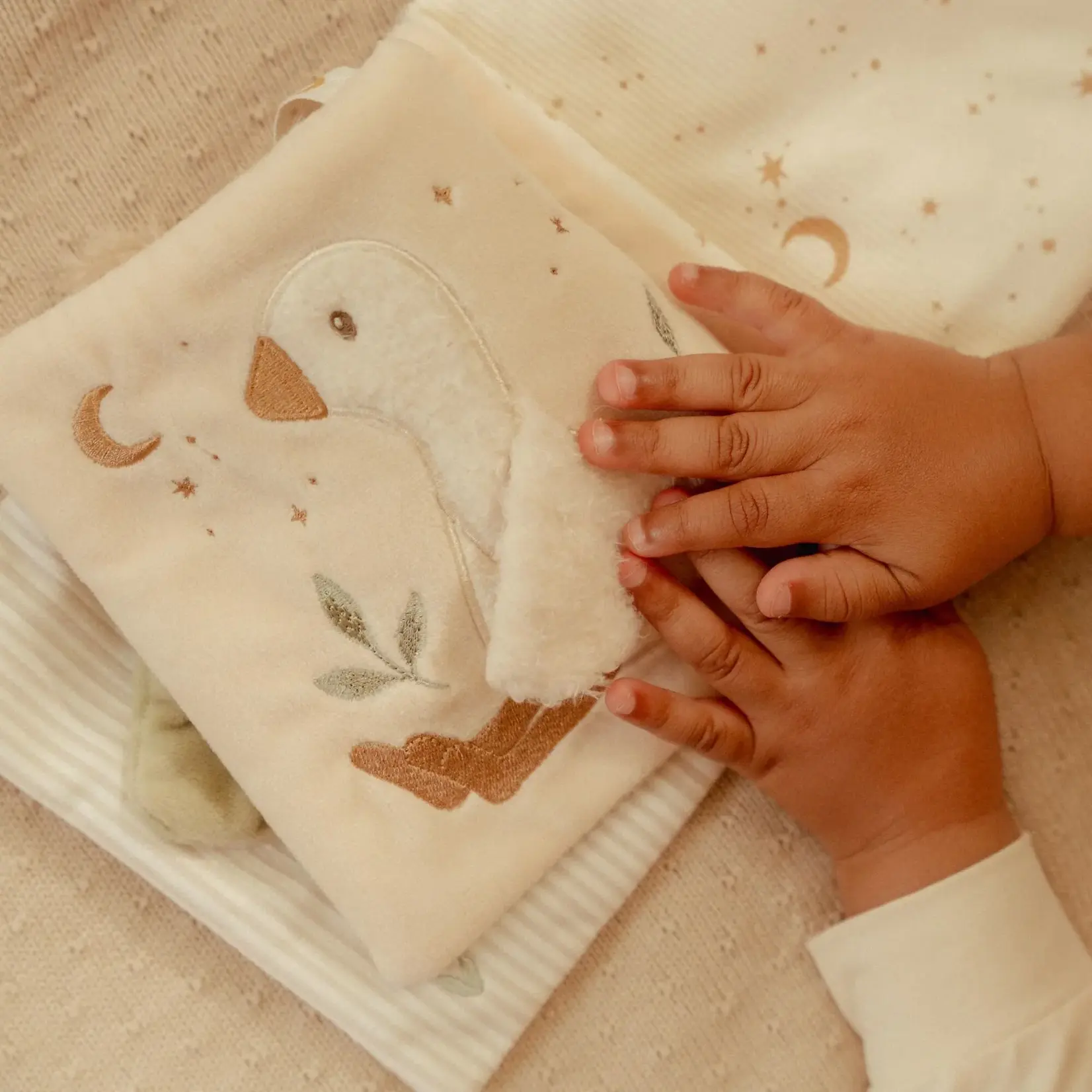 Little Dutch Activiteitenboekje newborn neutrals